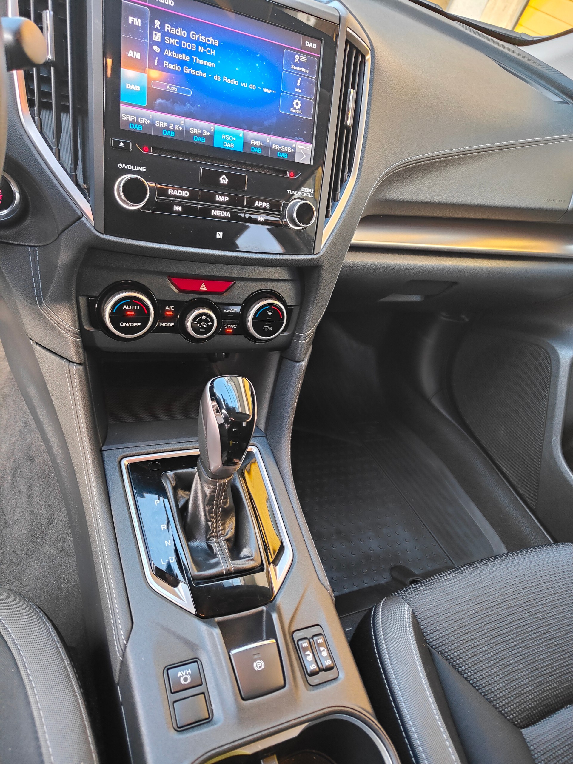 SUBARU Impreza 1.6 Swiss Plus AWD CVT-image-8