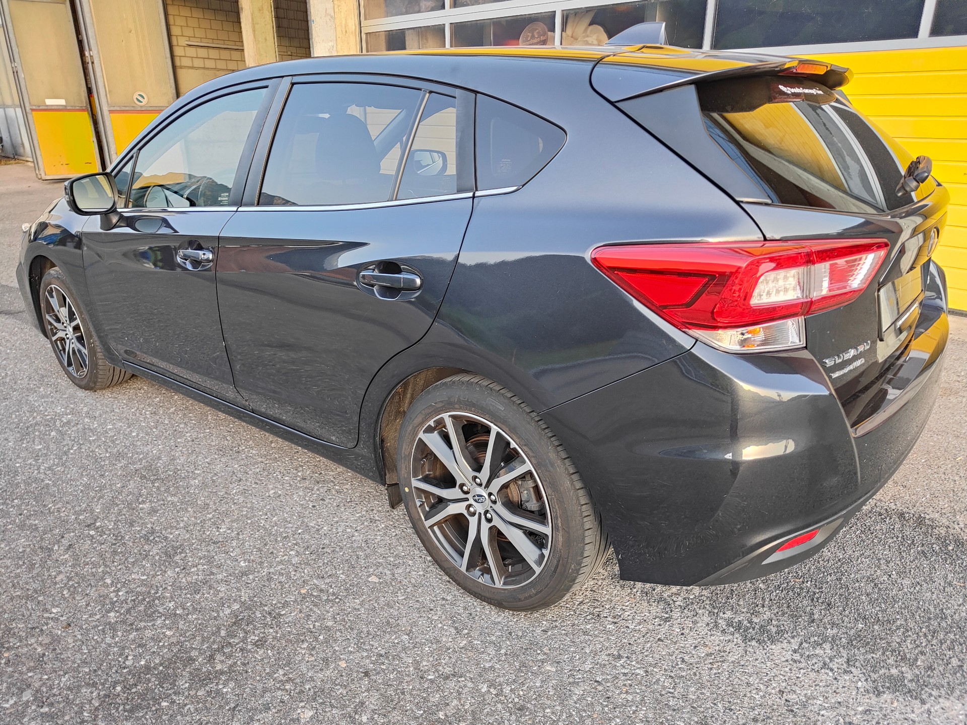 SUBARU Impreza 1.6 Swiss Plus AWD CVT-showroom-element-1