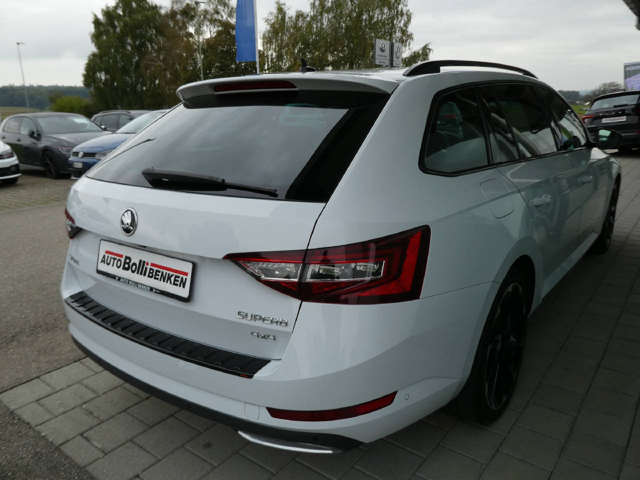 SKODA Superb Combi 2.0 TDI 190 SportLine+ 4x4 DSG-image-4