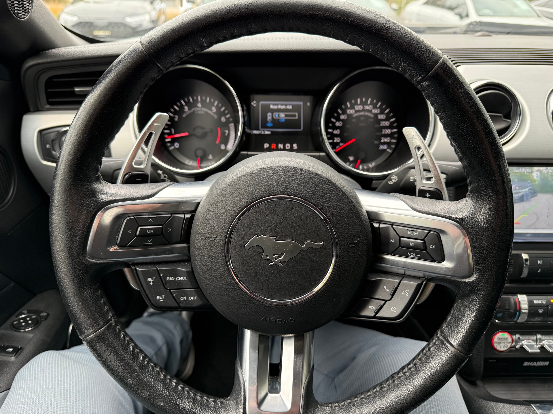 FORD Mustang Fastback 5.0 V8 GT Automat-image-11