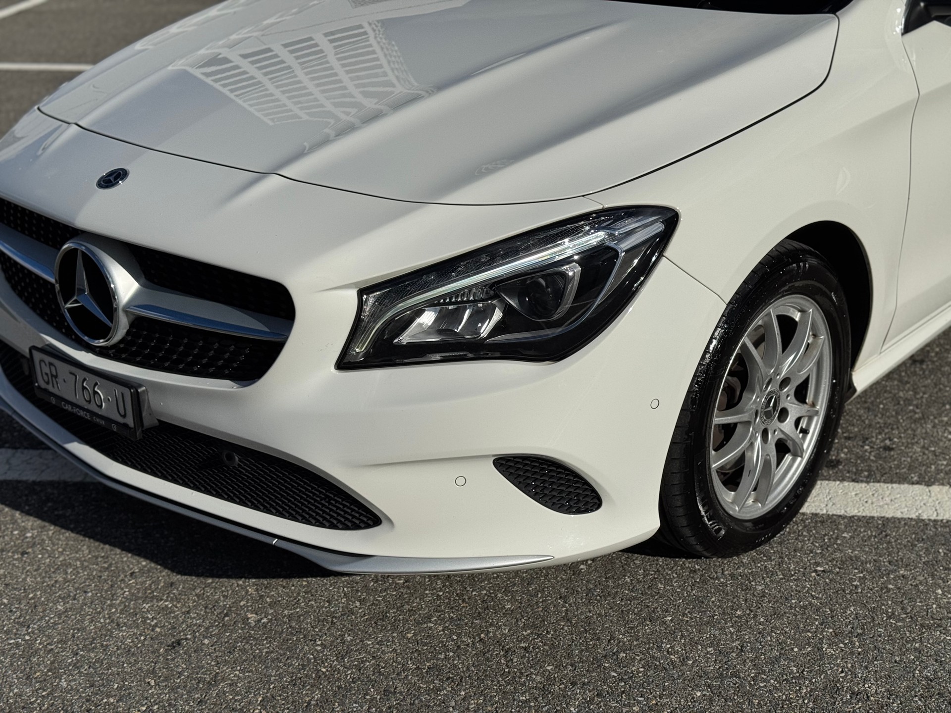 MERCEDES-BENZ CLA Shooting Br. 200 d Swiss Star Urban 4M 7G-DCT-image-9
