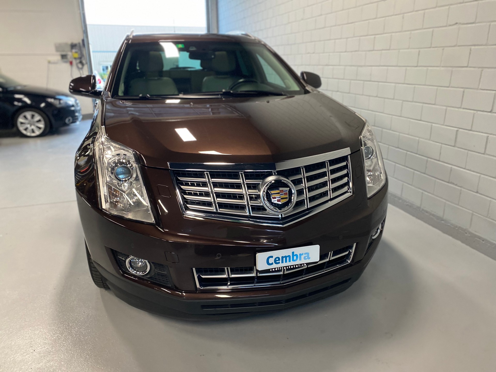 CADILLAC SRX 3.6 V6 Premium 4WD Automatic-image-3