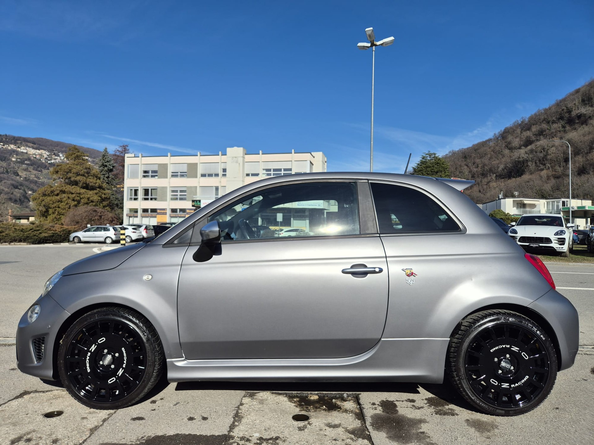 FIAT 595 1.4 16V Turbo Abarth Turismo Dualogic-image-1