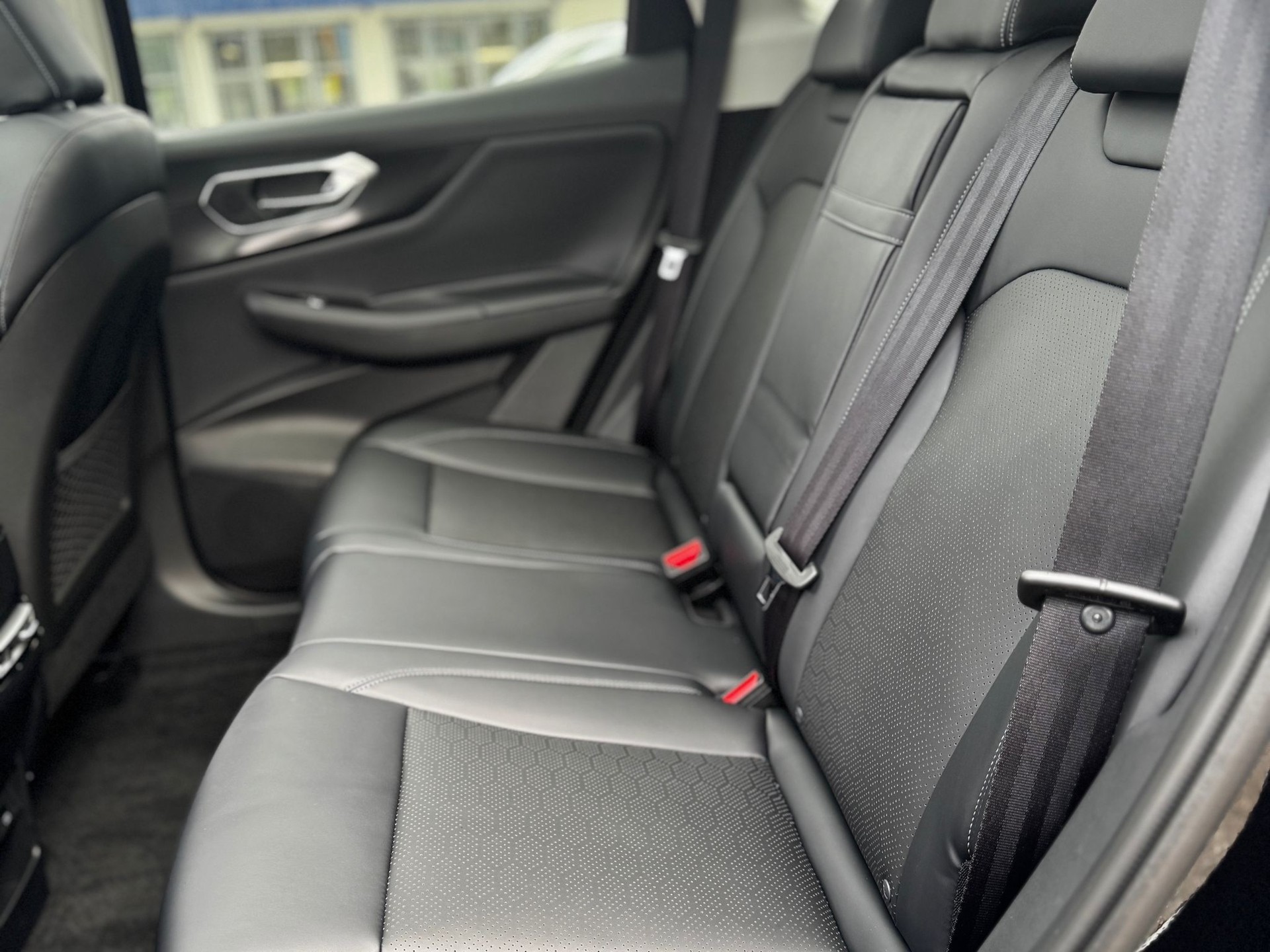 BAIC X7 1.5 Luxury-image-25
