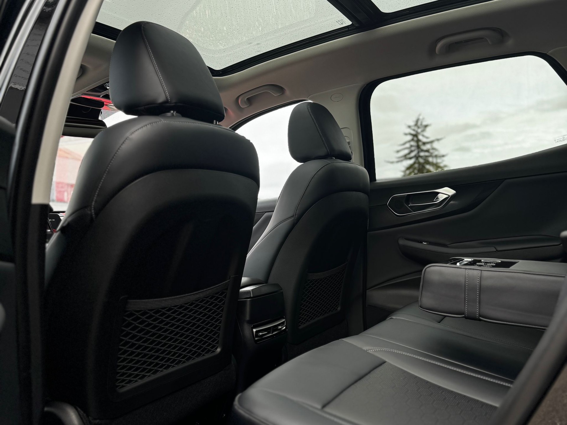 BAIC X7 1.5 Luxury-image-23