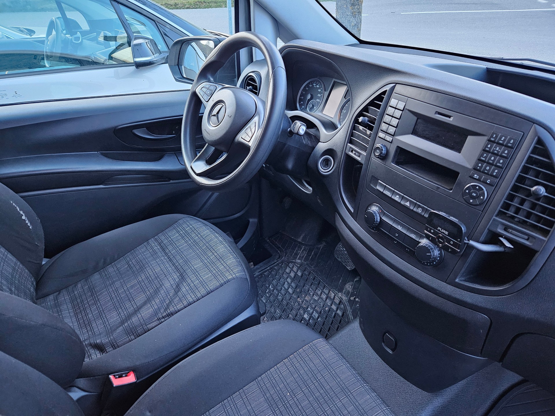 MERCEDES-BENZ Vito 114 CDI Lang 7G-Tronic-image-10