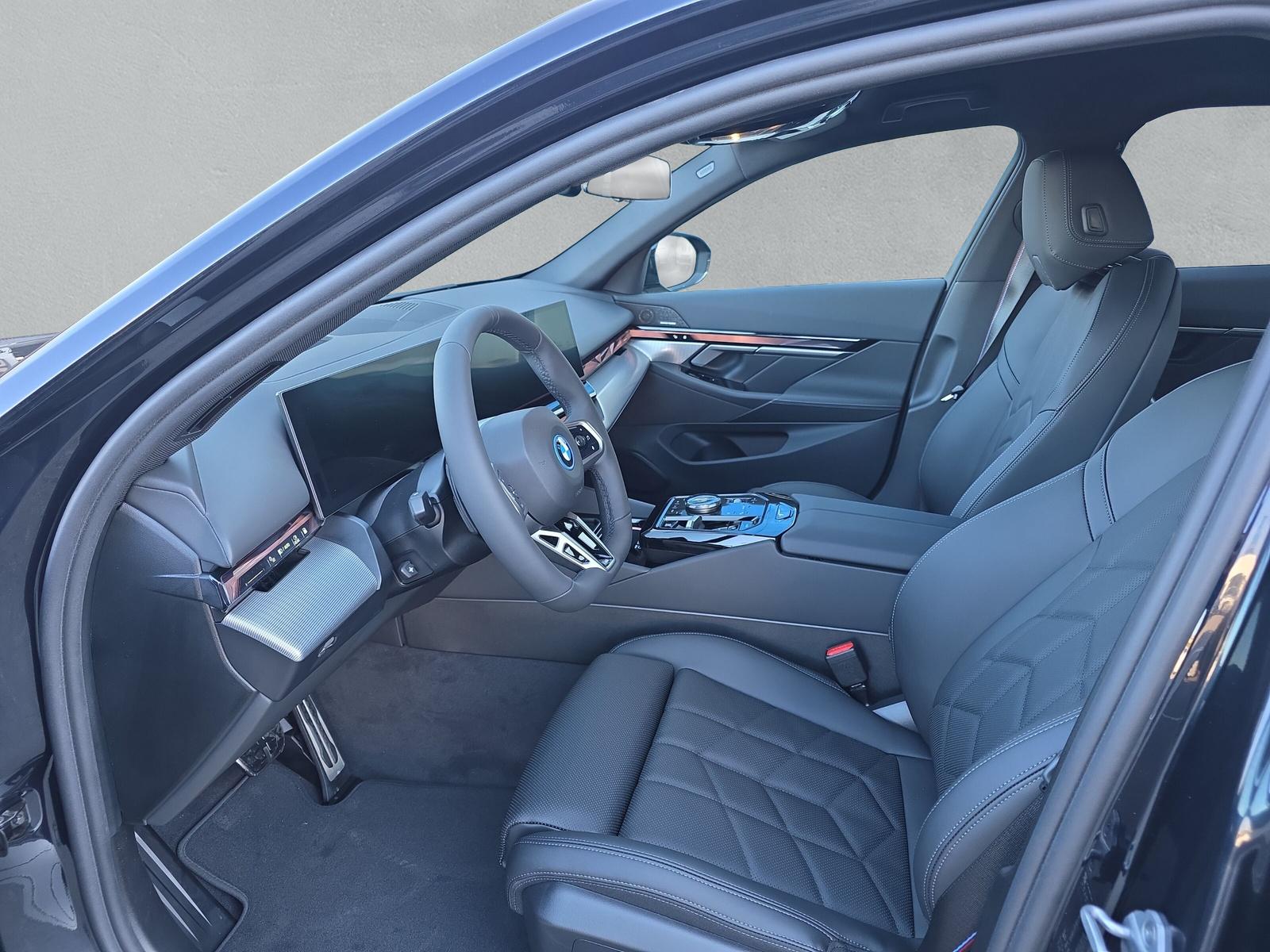 BMW 550e xDrive M Sport Pro-image-10