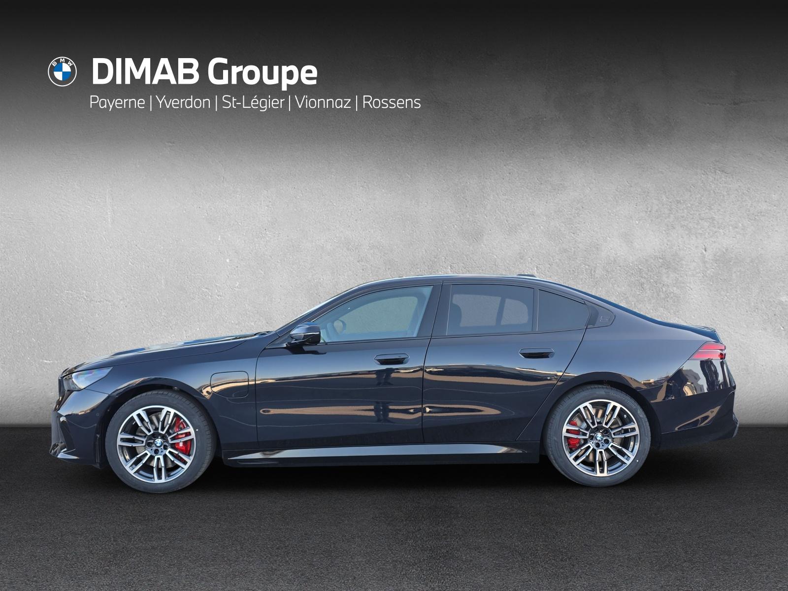 BMW 550e xDrive M Sport Pro-showroom-element-1