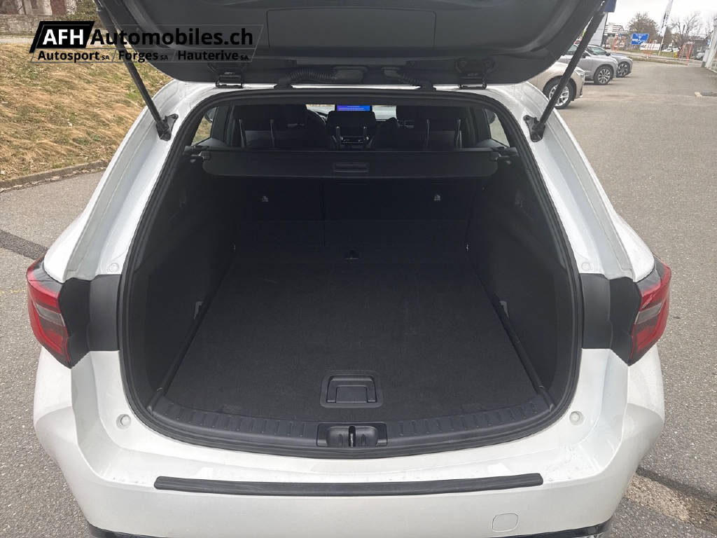 TOYOTA Corolla Touring Sports 1.8 HSD Comfort-image-17