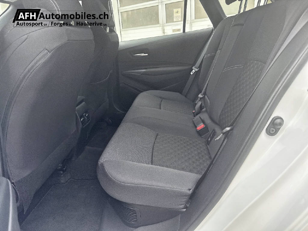 TOYOTA Corolla Touring Sports 1.8 HSD Comfort-image-14