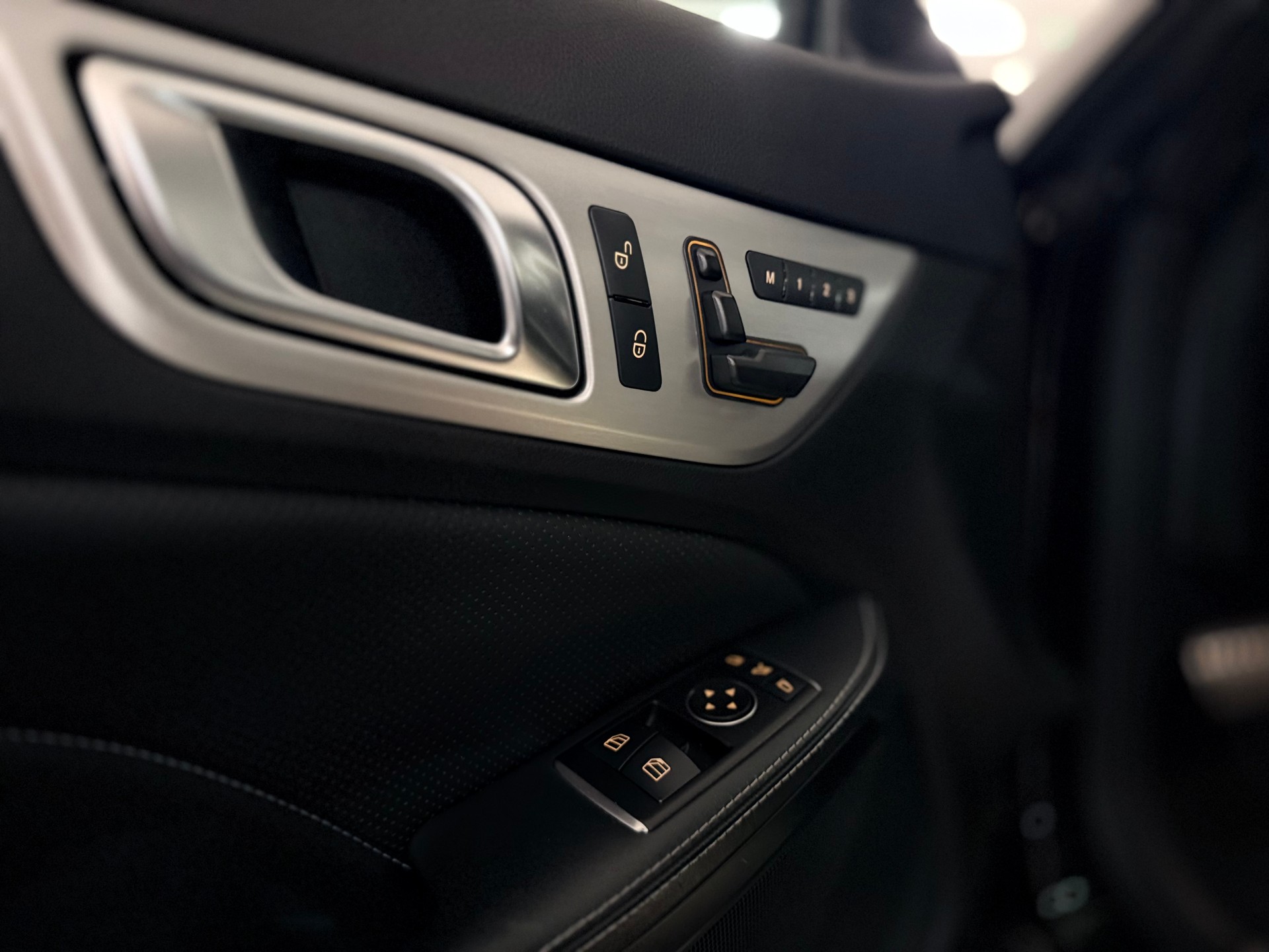MERCEDES-BENZ SLK 55 AMG 7G-Tronic Speedshift Plus-image-9
