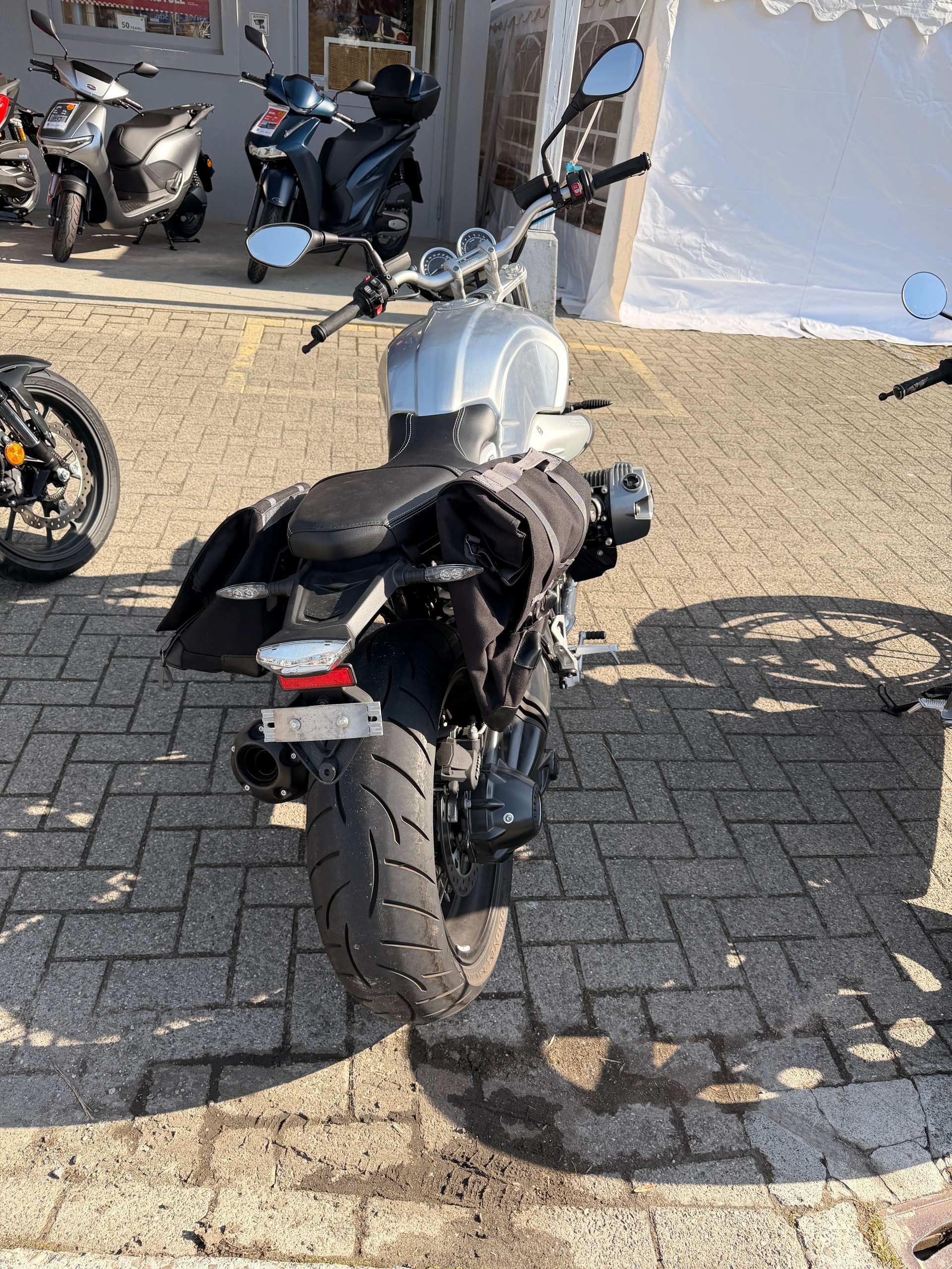 BMW R nineT Pure ABS-image-3