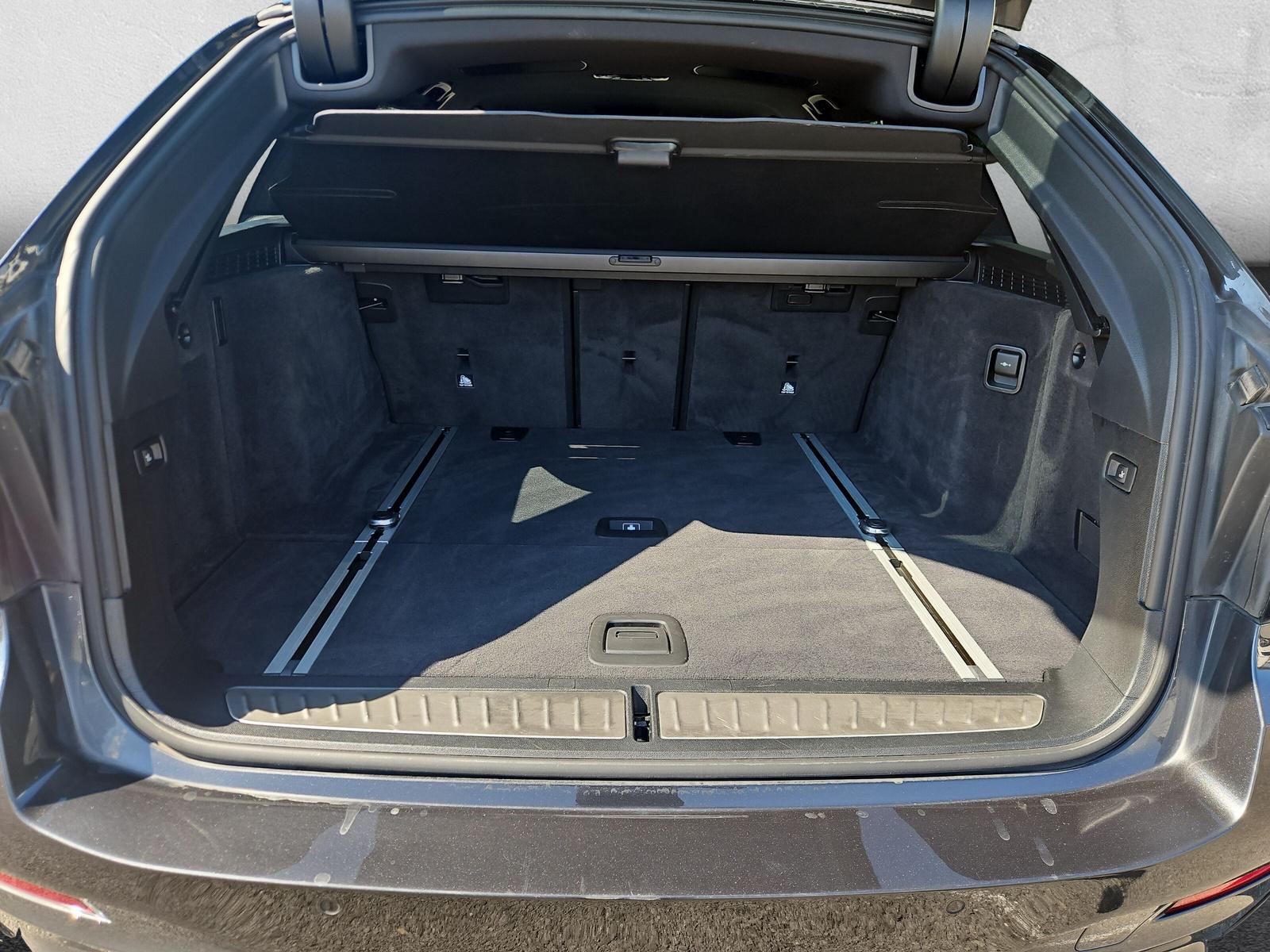 BMW 530d xDrive 48VTouring Pure M Sport (CH)-image-9