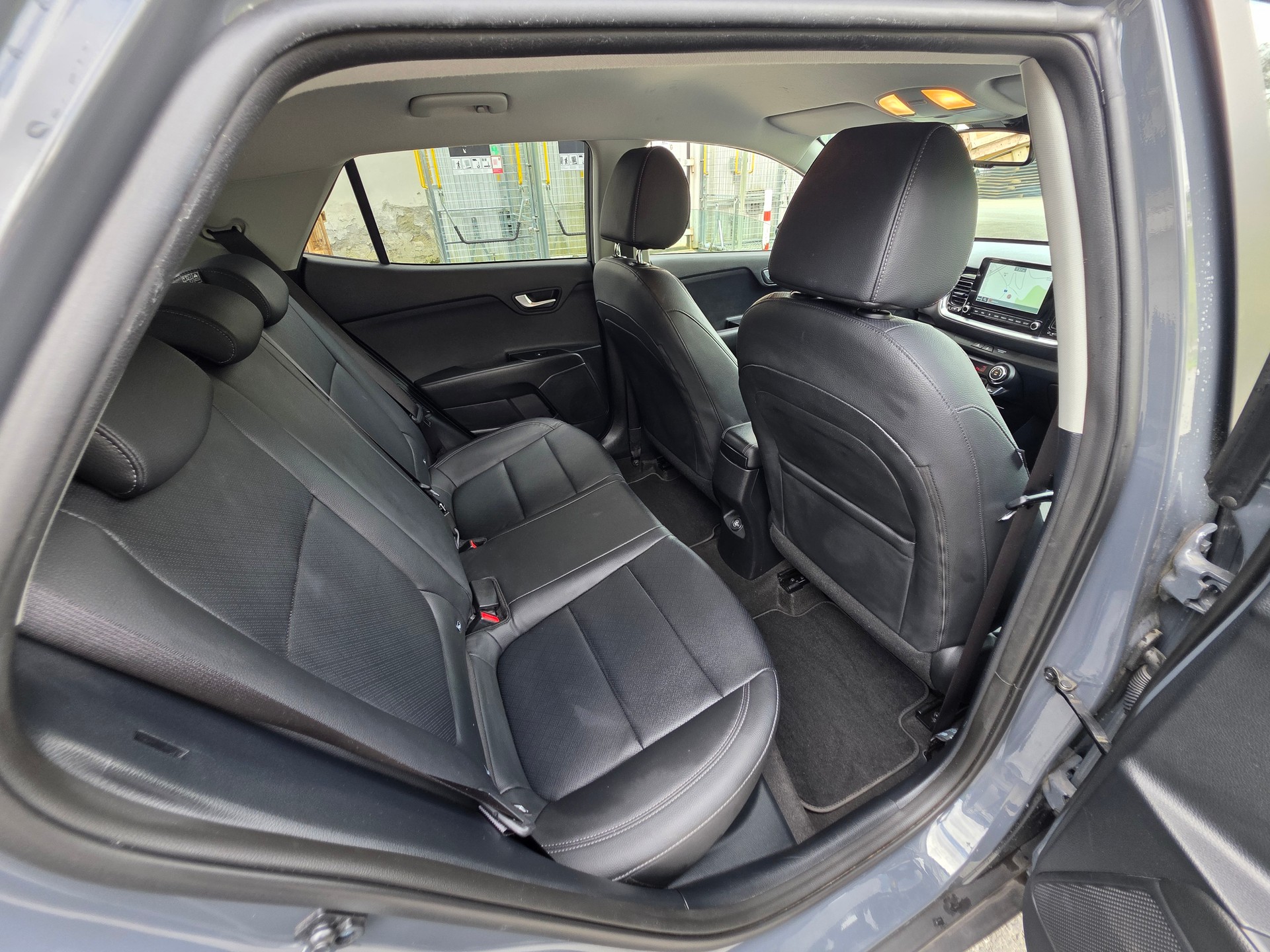 KIA Stonic 1.0 T-GDI MHEV Style DCT-image-22