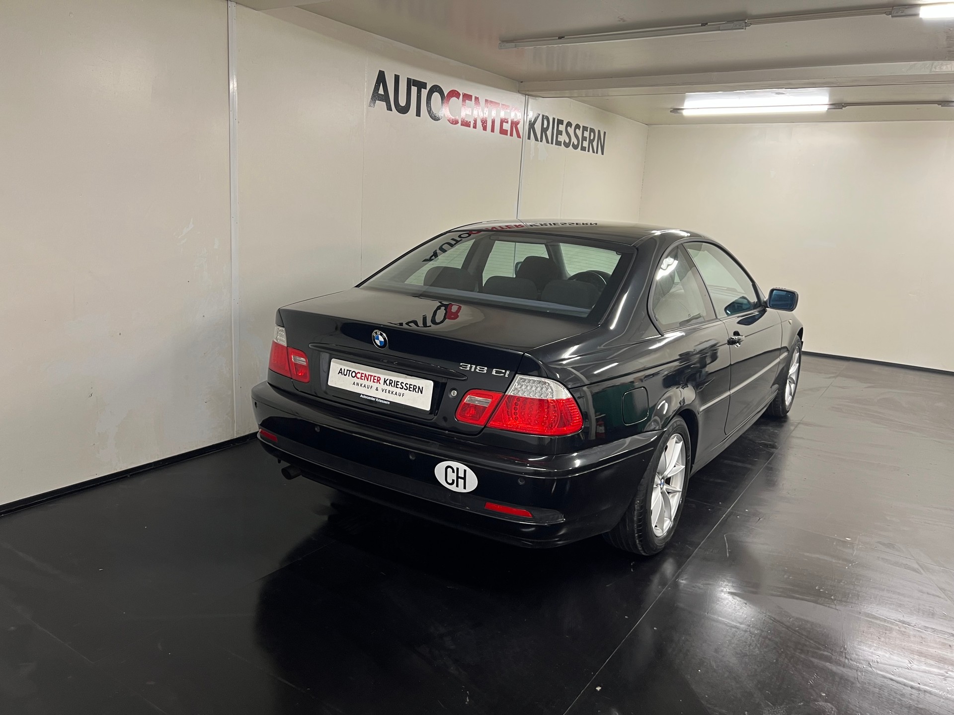BMW 318Ci Coupé-image-5