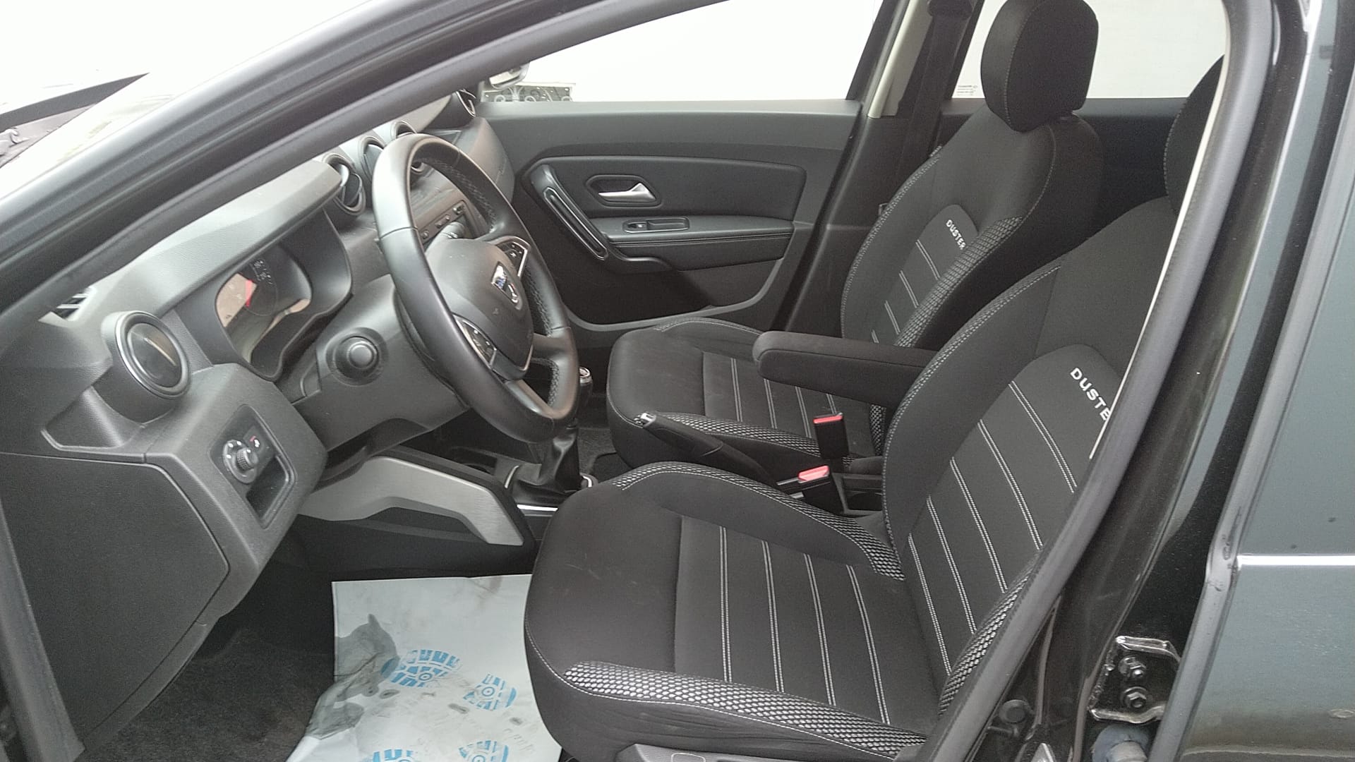DACIA Duster TCe 130 Prestige 4x2-image-6