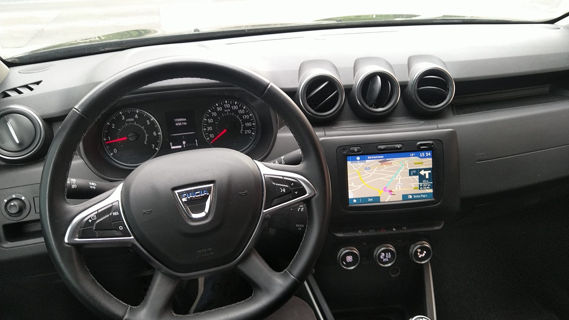 DACIA Duster TCe 130 Prestige 4x2-image-11