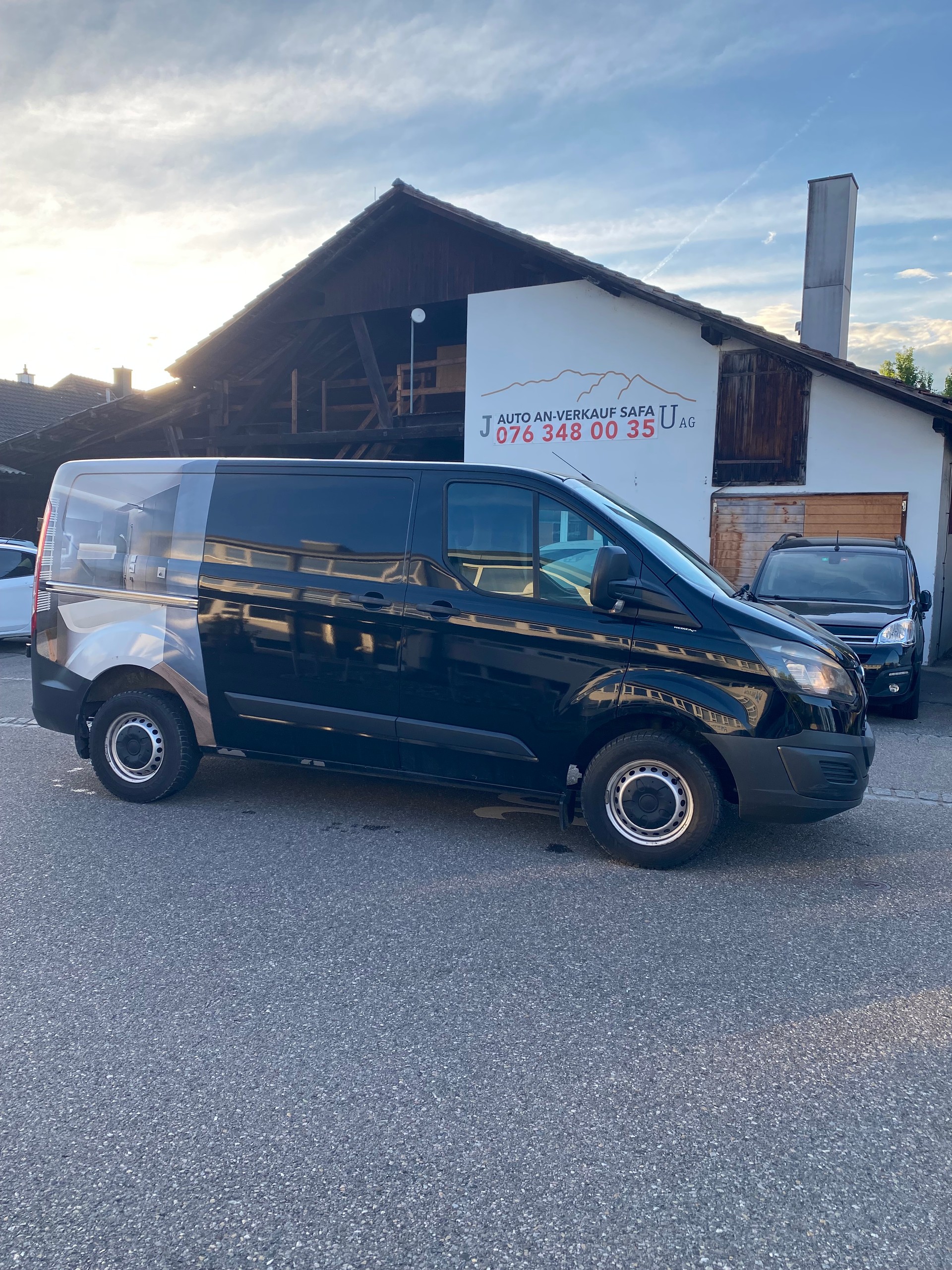FORD Transit Custom Van 250 L1H1 Level 3-image-2
