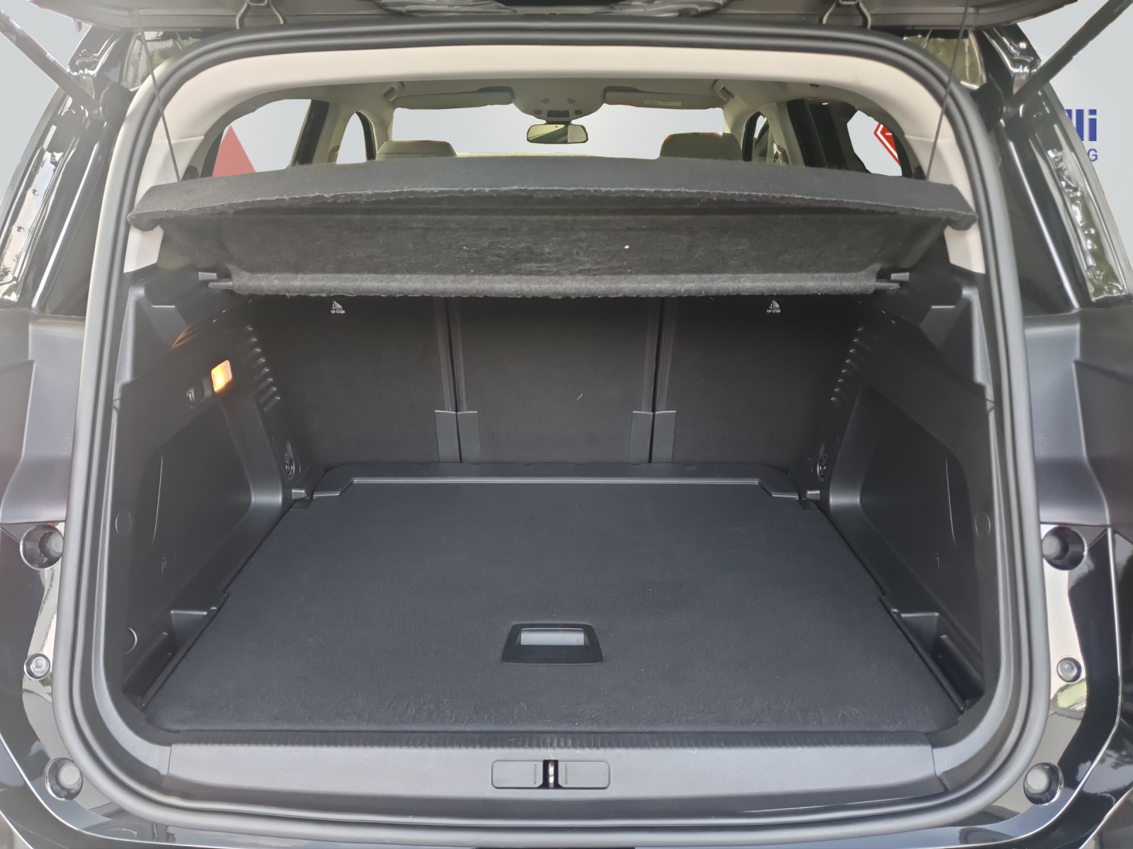CITROEN C5 Aircross 1.5 BlueHDi Shine-image-9