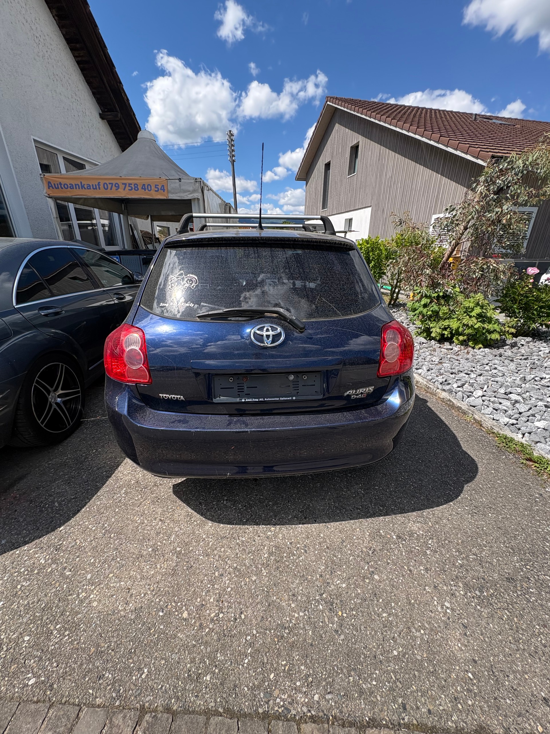 TOYOTA Auris 2.0 D-4D Linea Sol-image-3