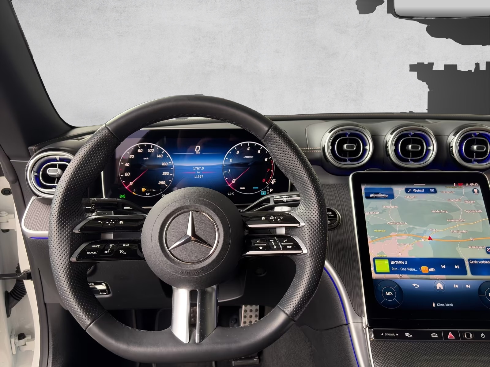 MERCEDES-BENZ CLE 200 Cabrio 9G-Tronic-image-14