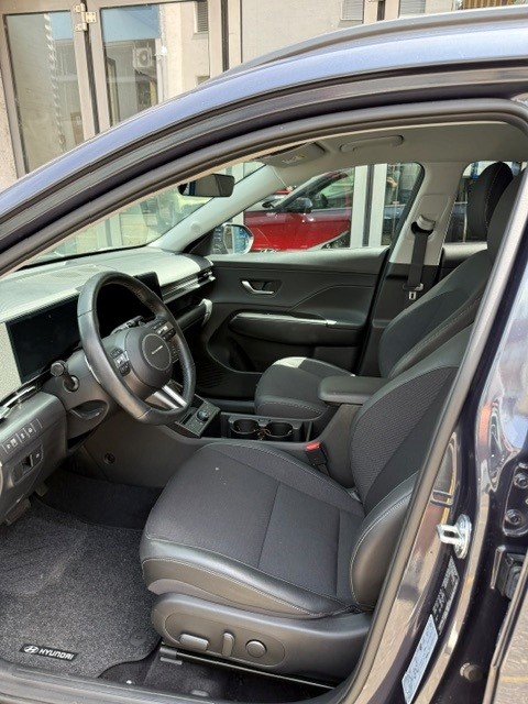 HYUNDAI Kona 1.6 GDi Hybrid Amplia-image-7