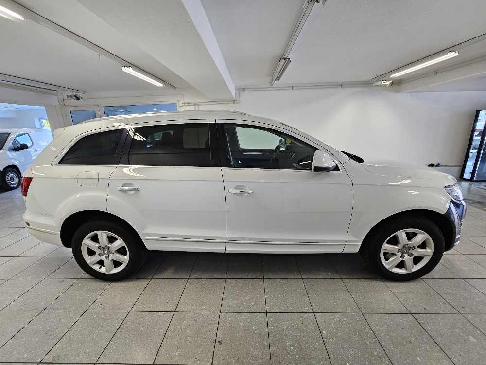 AUDI Q7 3.0 TFSI quattro tiptronic-showroom-element-3
