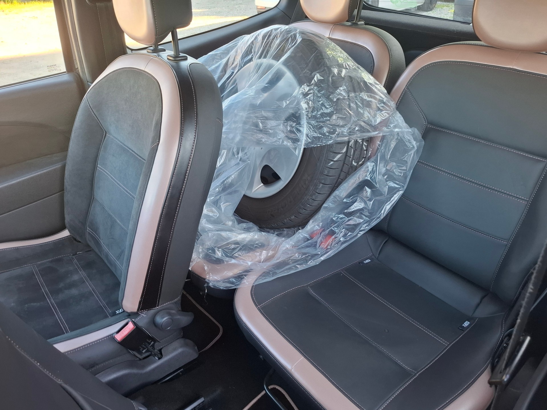 RENAULT Twingo 1.2 16V Expression-image-12