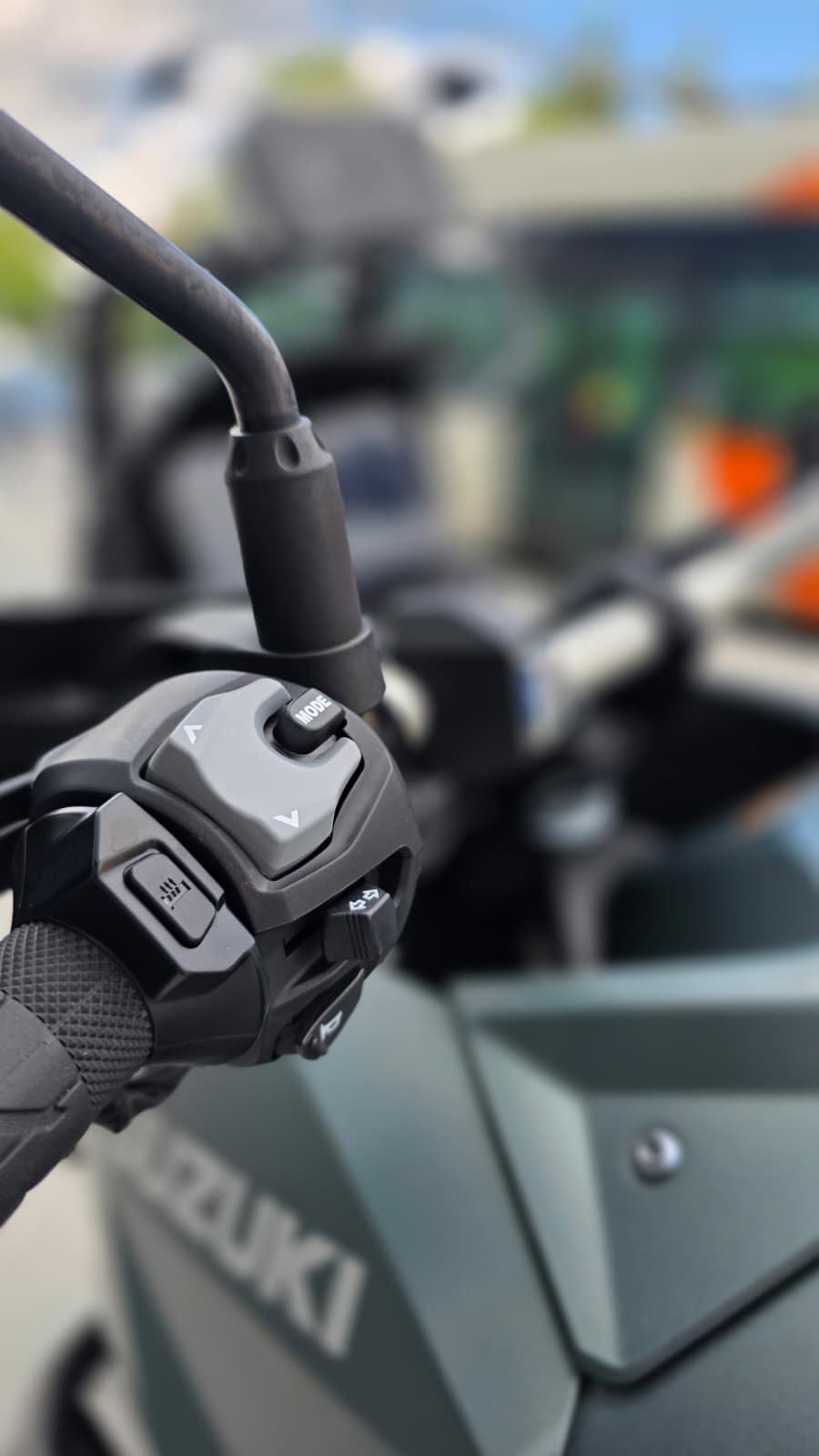 SUZUKI DL 800 (35kW)-image-9