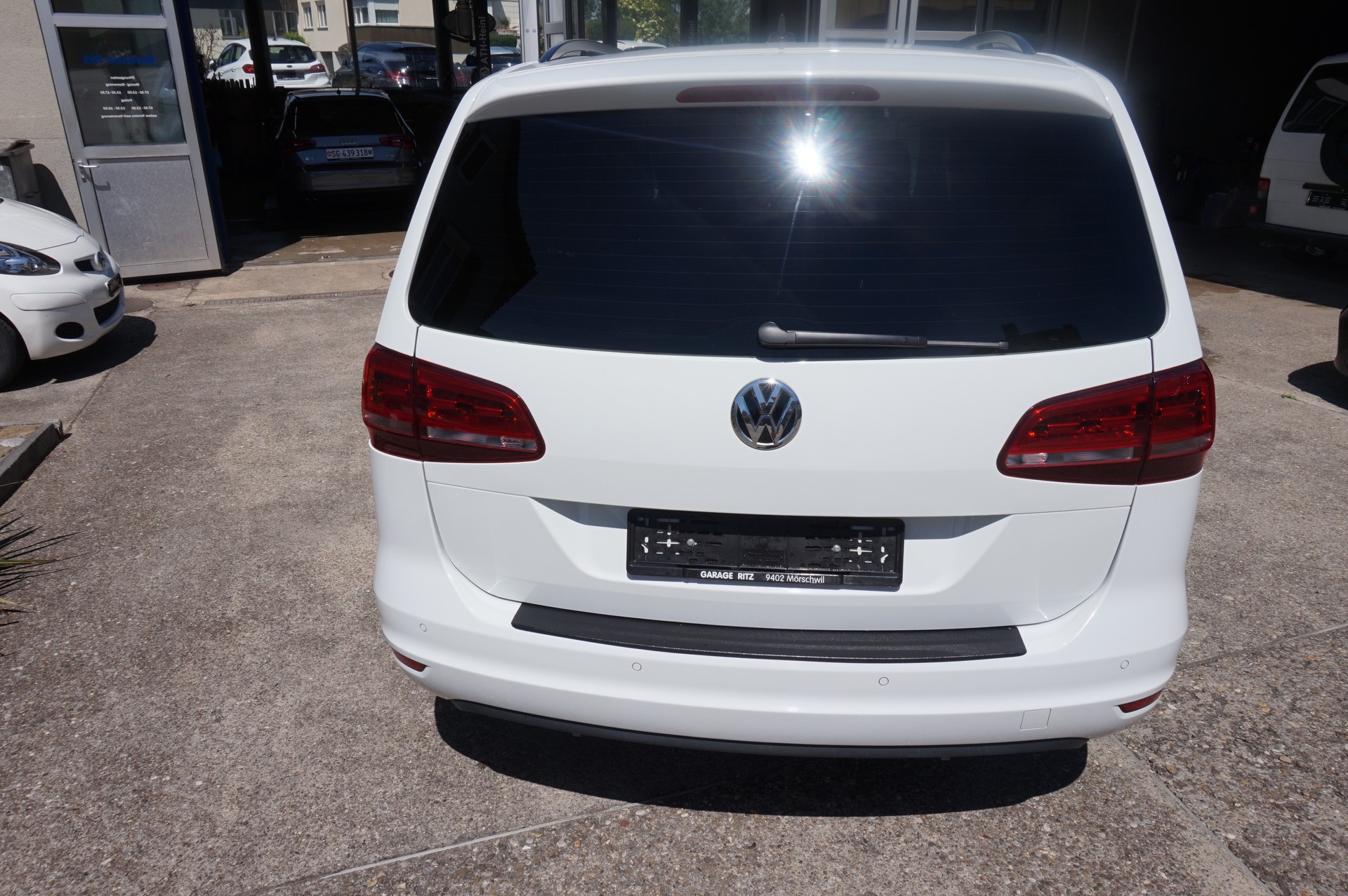 VW Sharan 2.0 TDI BMT Comfortline 4Motion DSG-image-5