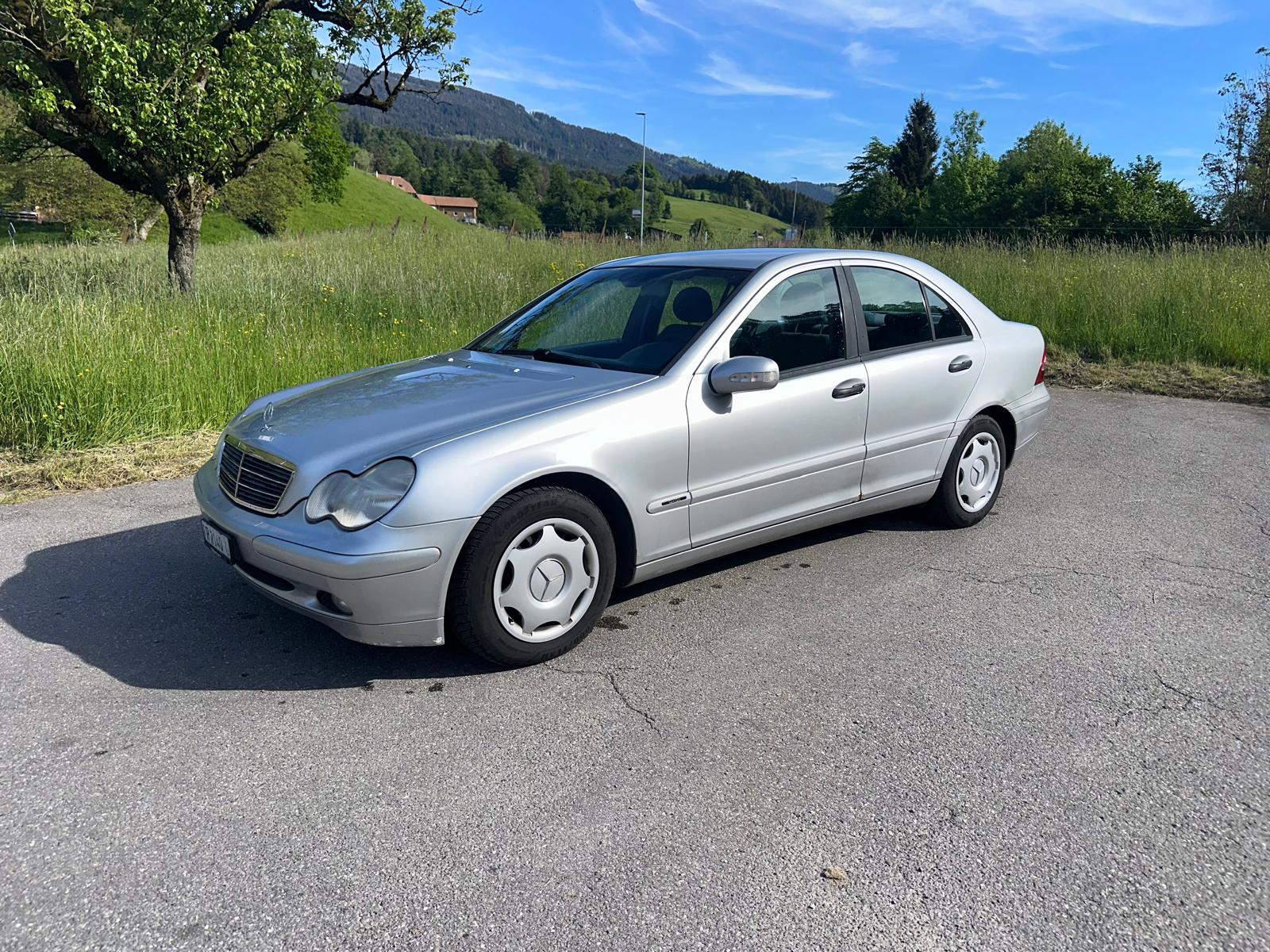 MERCEDES-BENZ C 220 CDI Classic-image-3