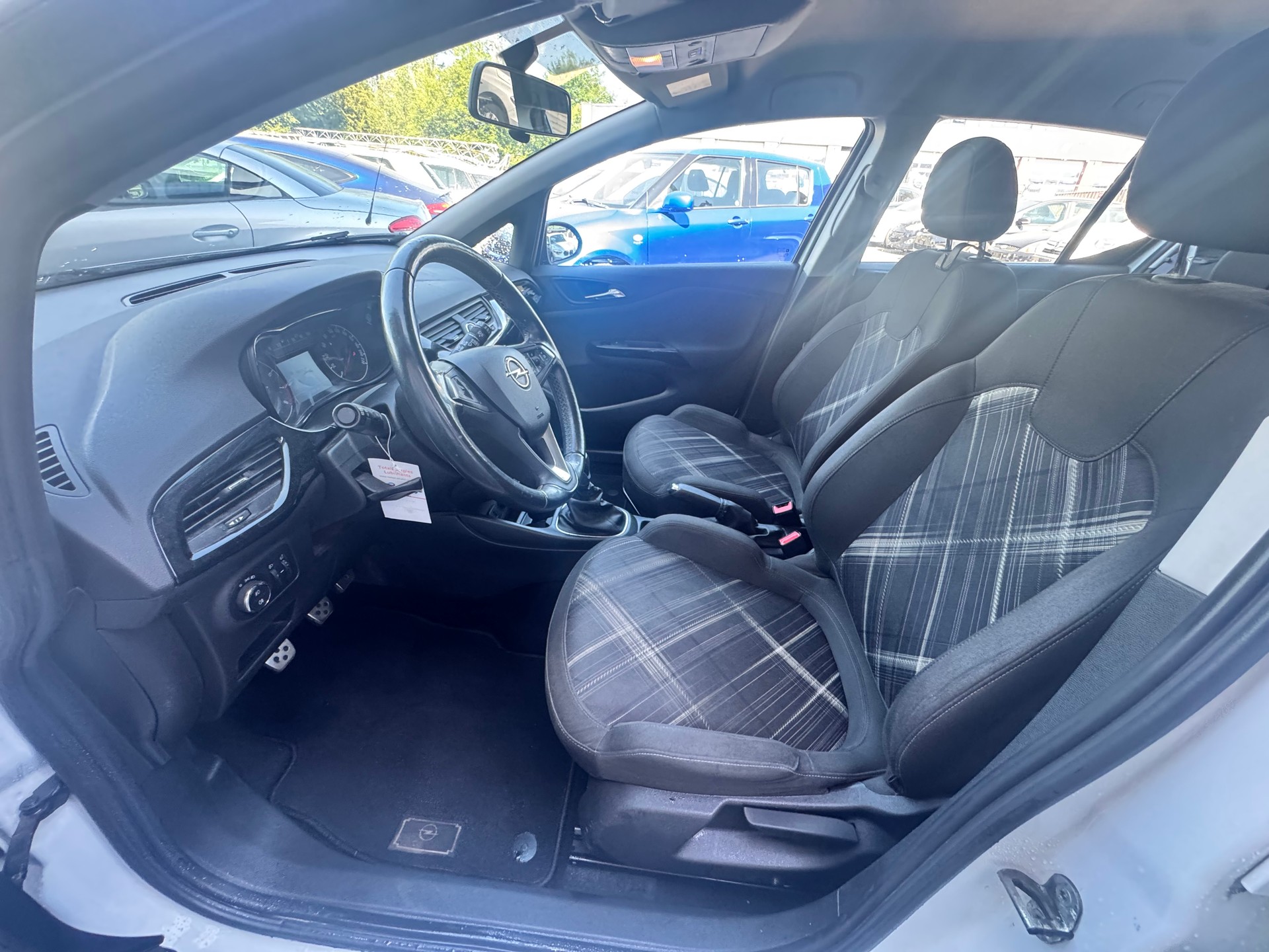 OPEL Corsa 1.0 T EcoTec Black Edition-image-8