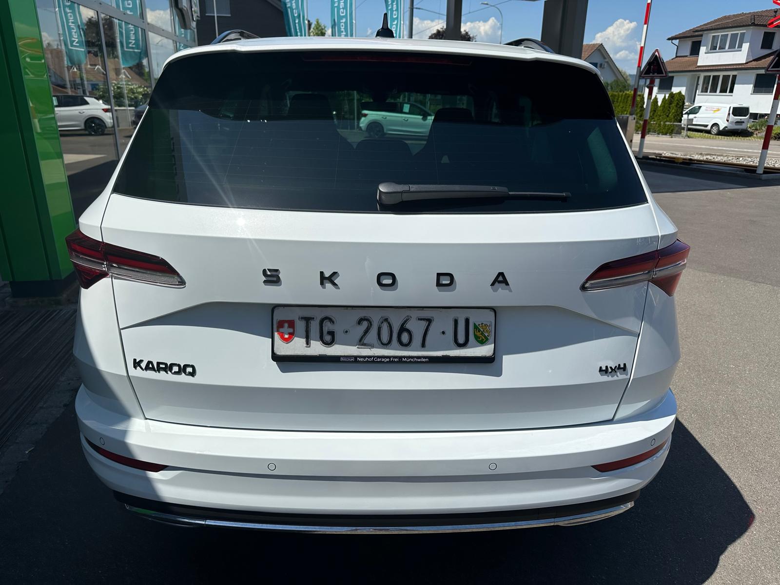 SKODA Karoq 2.0 TDI CR Sport Line 4x4 DSG-image-6