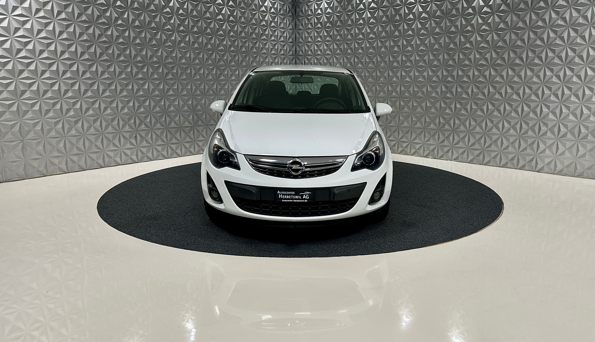 OPEL Corsa 1.4 TP Enjoy-showroom-element-1