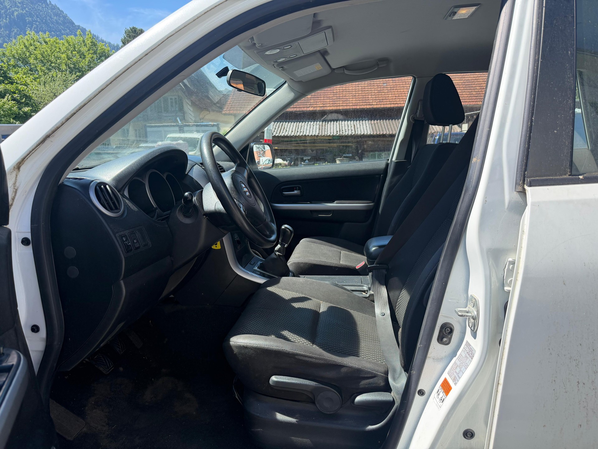 SUZUKI GRAND VITARA-image-5