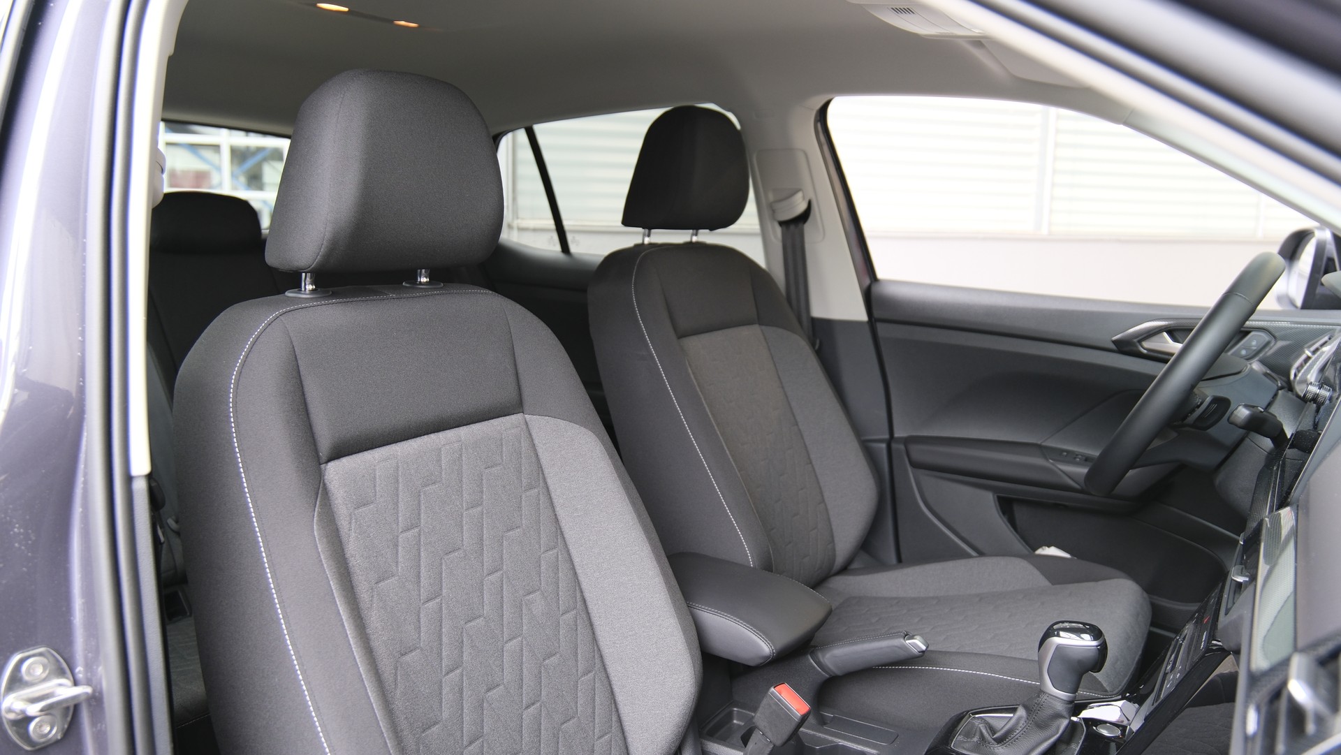 VW T-Cross 1.0 TSI EVO United DSG-image-12