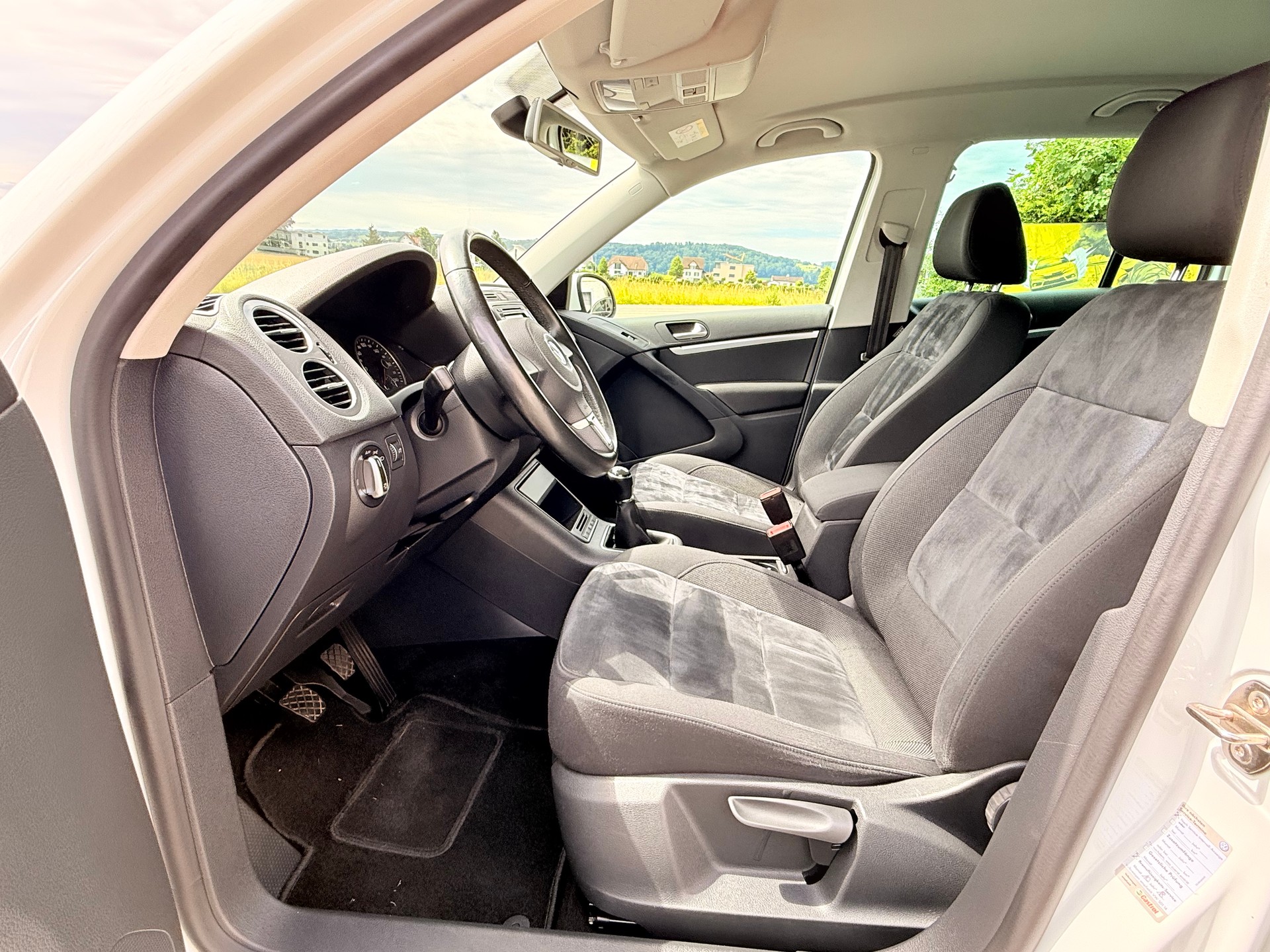 VW Tiguan 1.4 TSI BlueMotion Trend&Fun 4x2-image-9