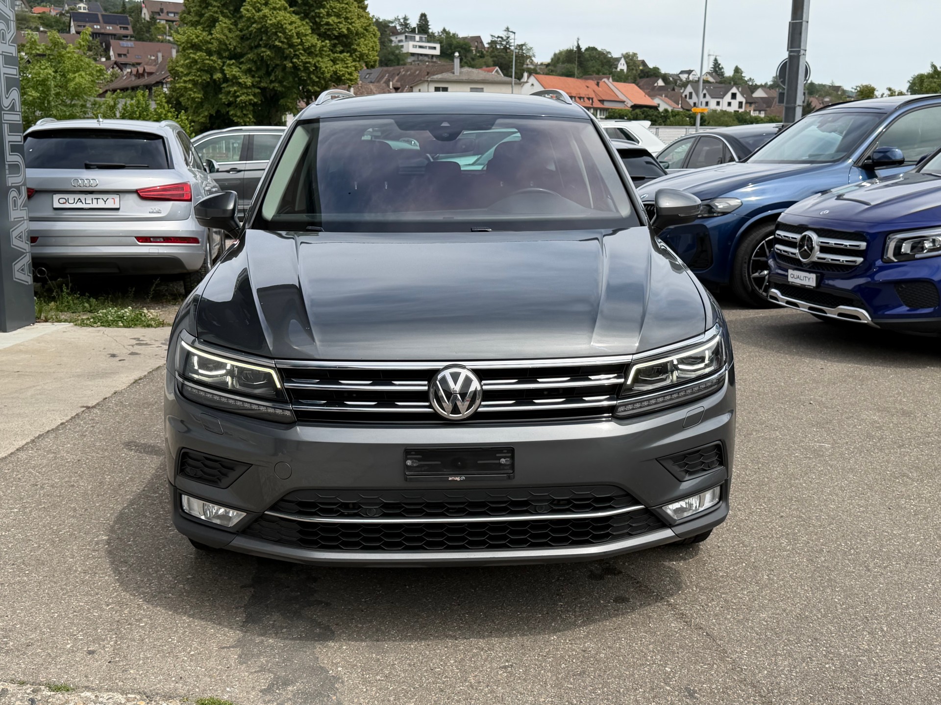 VW Tiguan 2.0 TDI SCR Highline 4Motion DSG-image-1