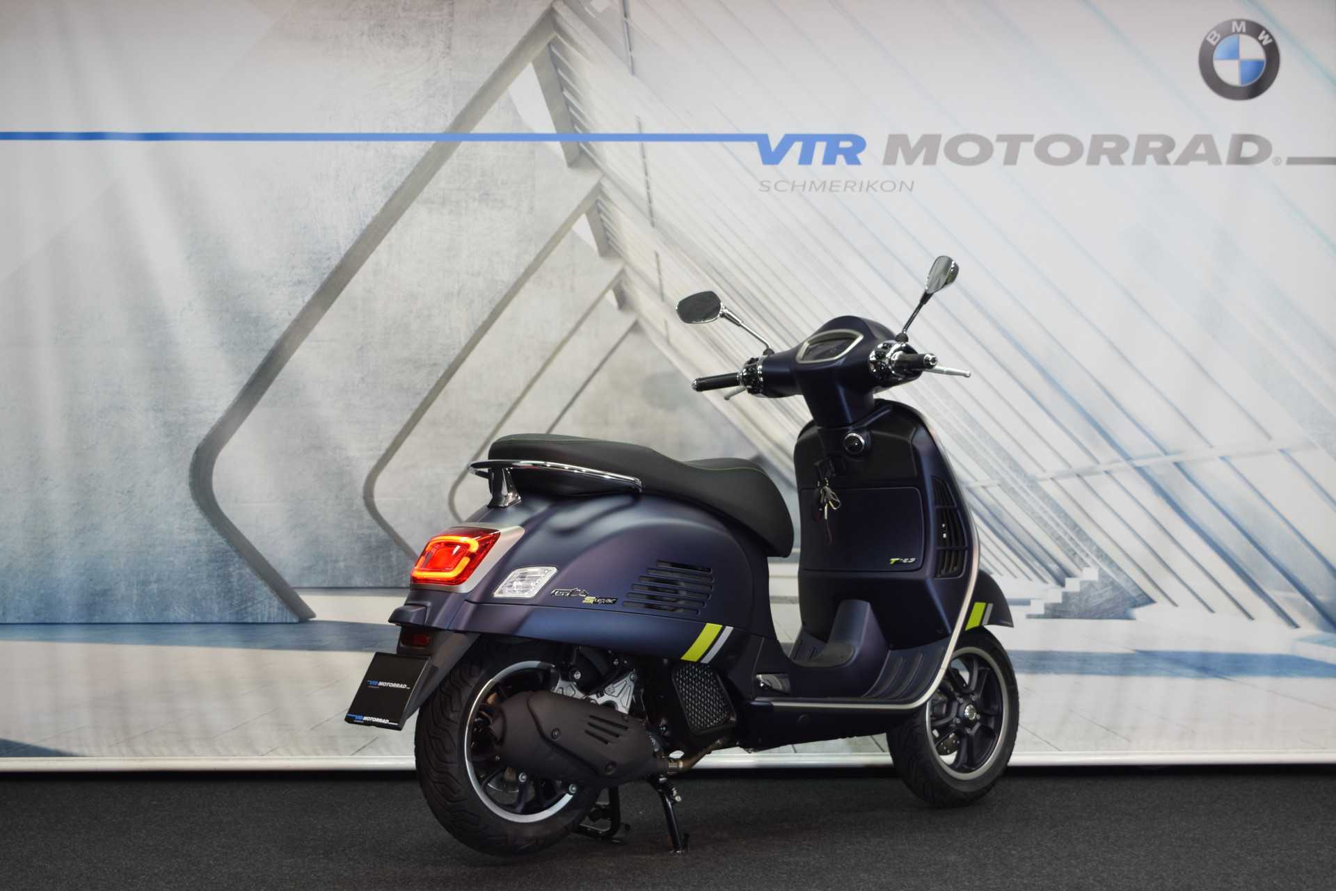 PIAGGIO Vespa GTS 125 Super Tech-image-2