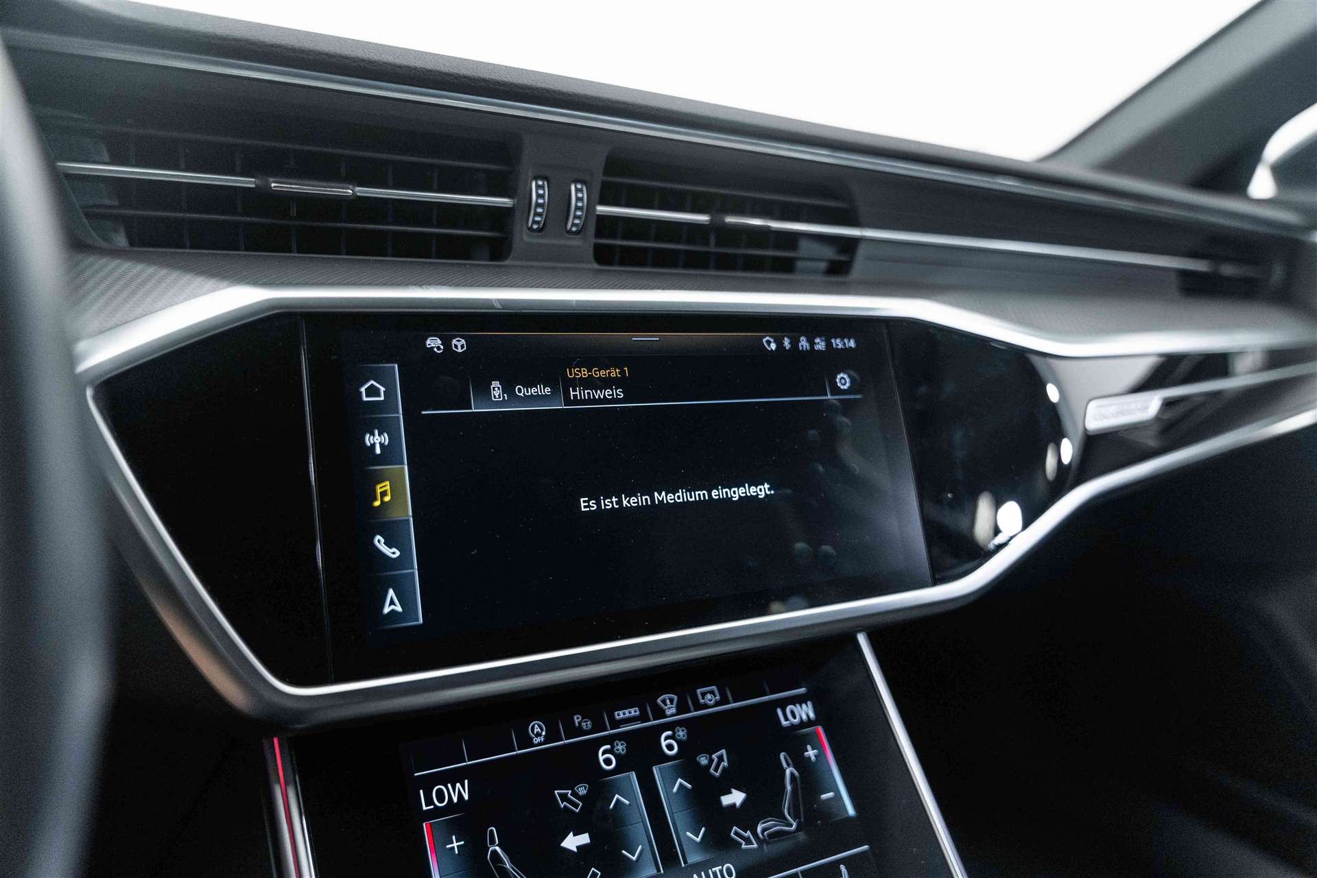 AUDI A6 Avant 45 TFSI Sport S-tronic quattro-image-20