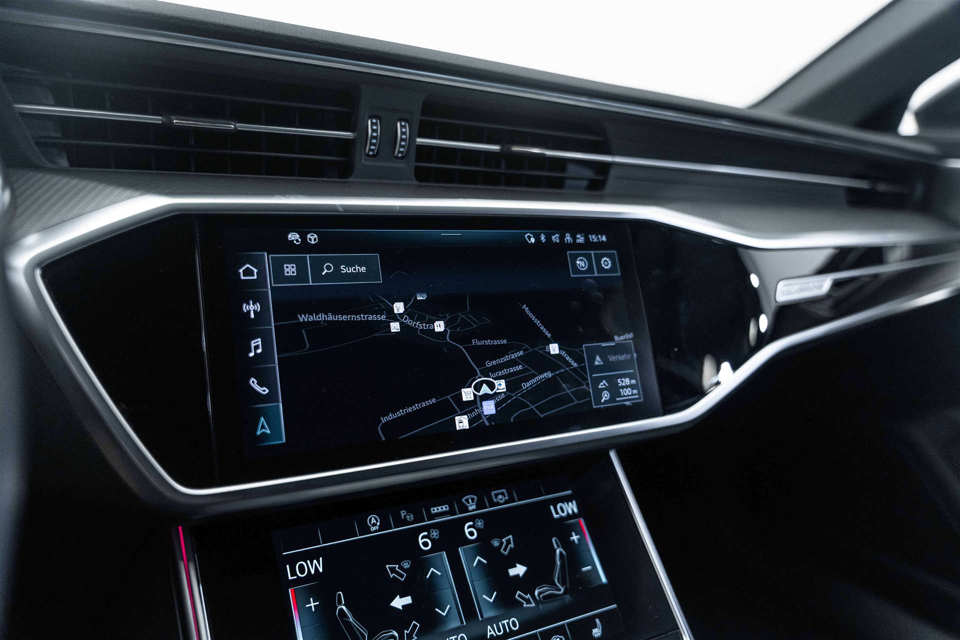 AUDI A6 Avant 45 TFSI Sport S-tronic quattro-image-18