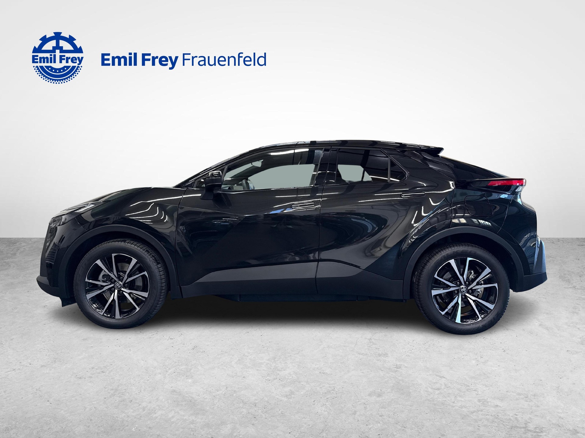 TOYOTA C-HR 2.0 PHEV Swiss Edition-showroom-element-1