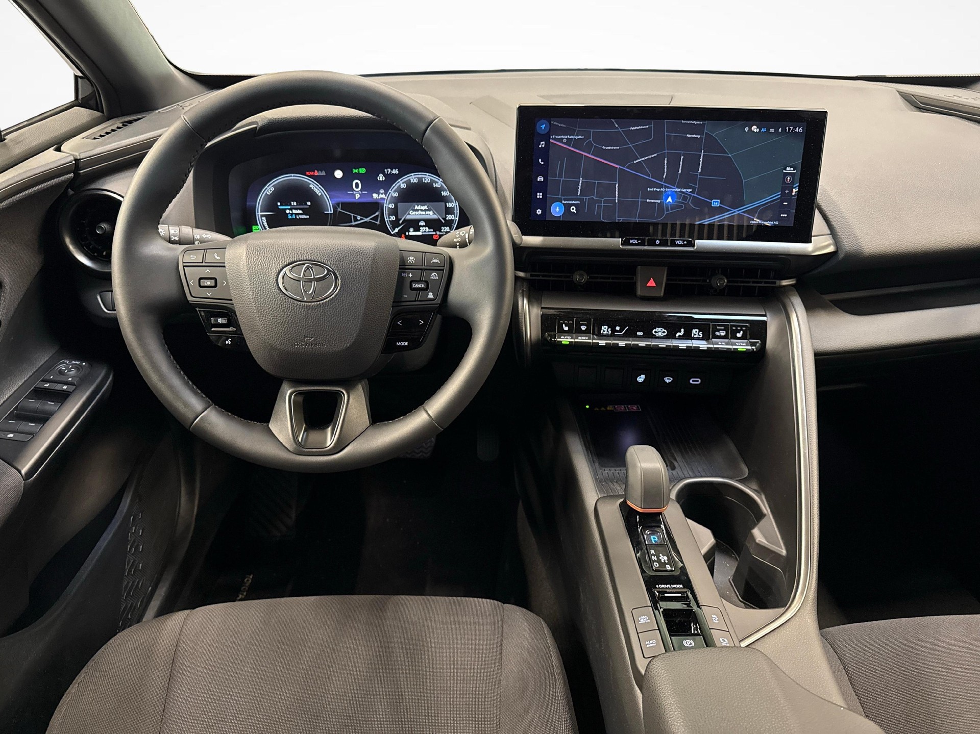 TOYOTA C-HR 2.0 PHEV Swiss Edition-image-8
