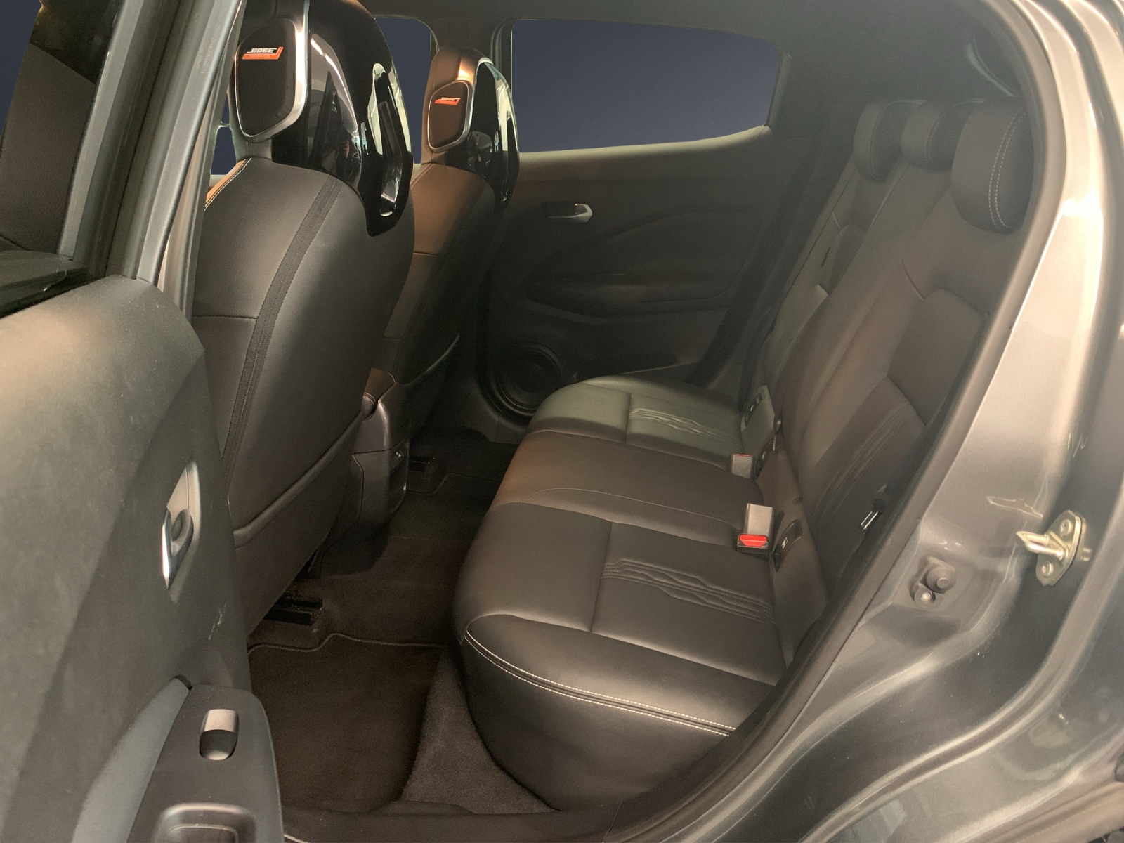 NISSAN Juke 1.6 FHEV Tekna-image-10