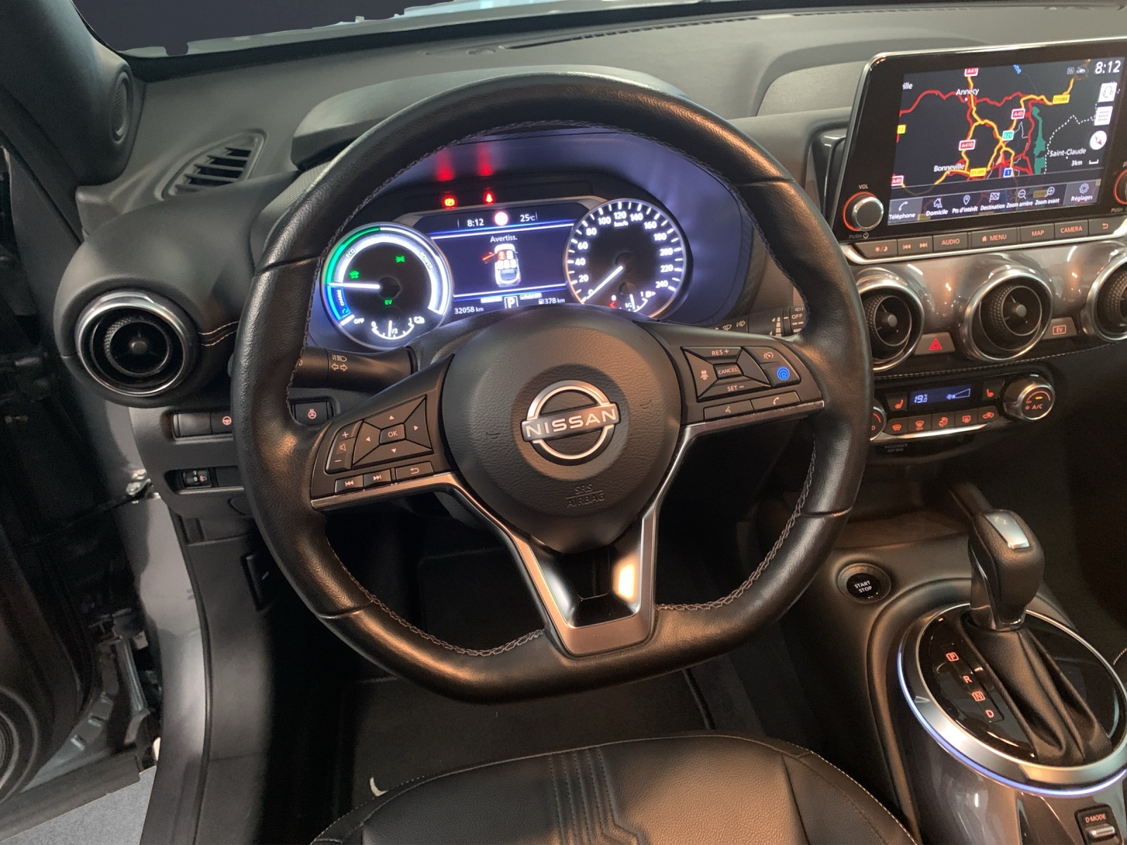 NISSAN Juke 1.6 FHEV Tekna-image-8