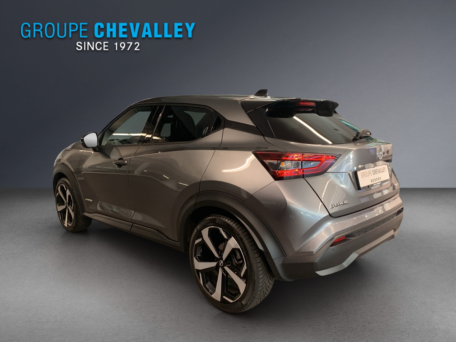 NISSAN Juke 1.6 FHEV Tekna-showroom-element-2