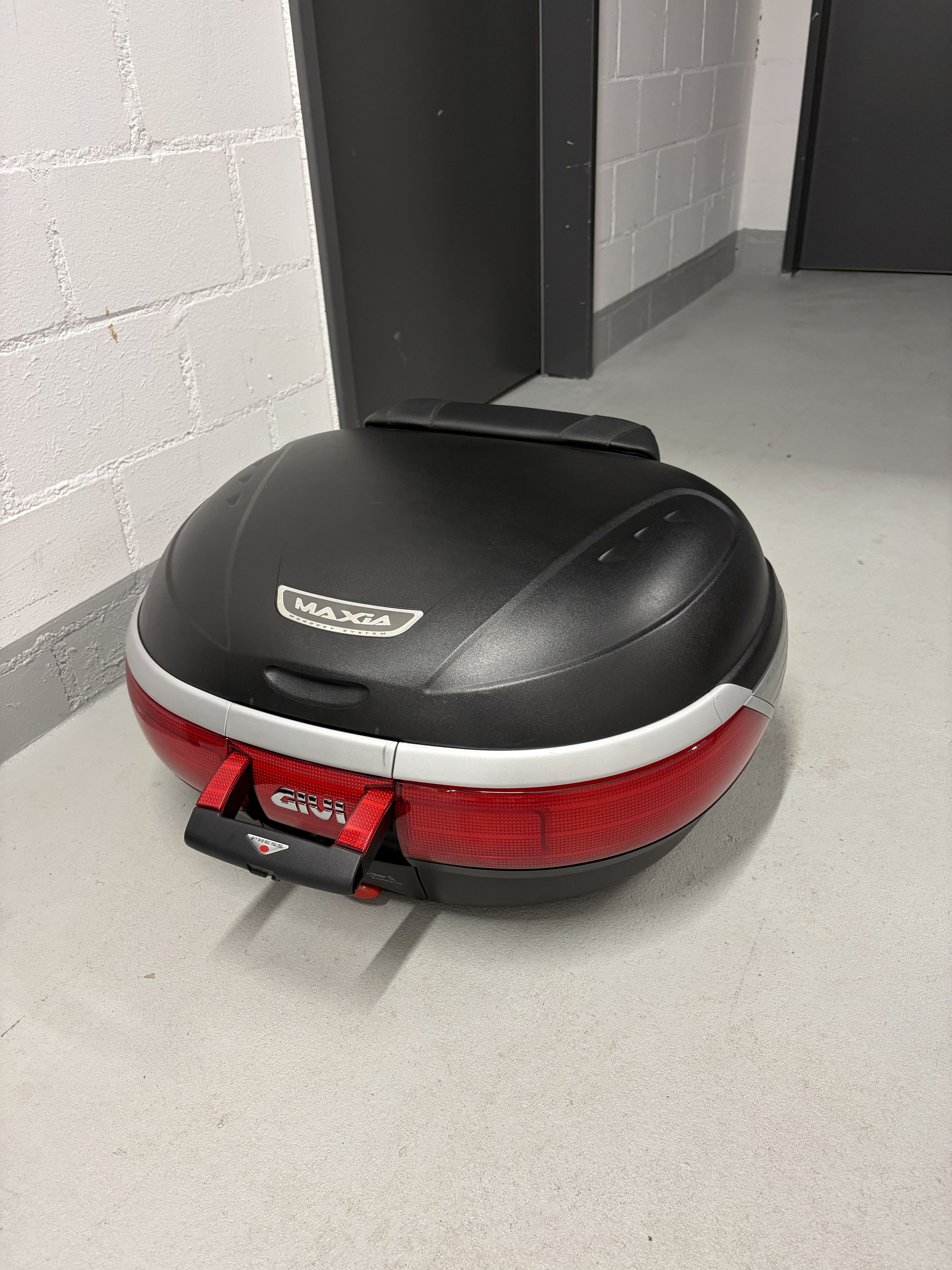 YAMAHA TDM 900 ABS I.E-image-7