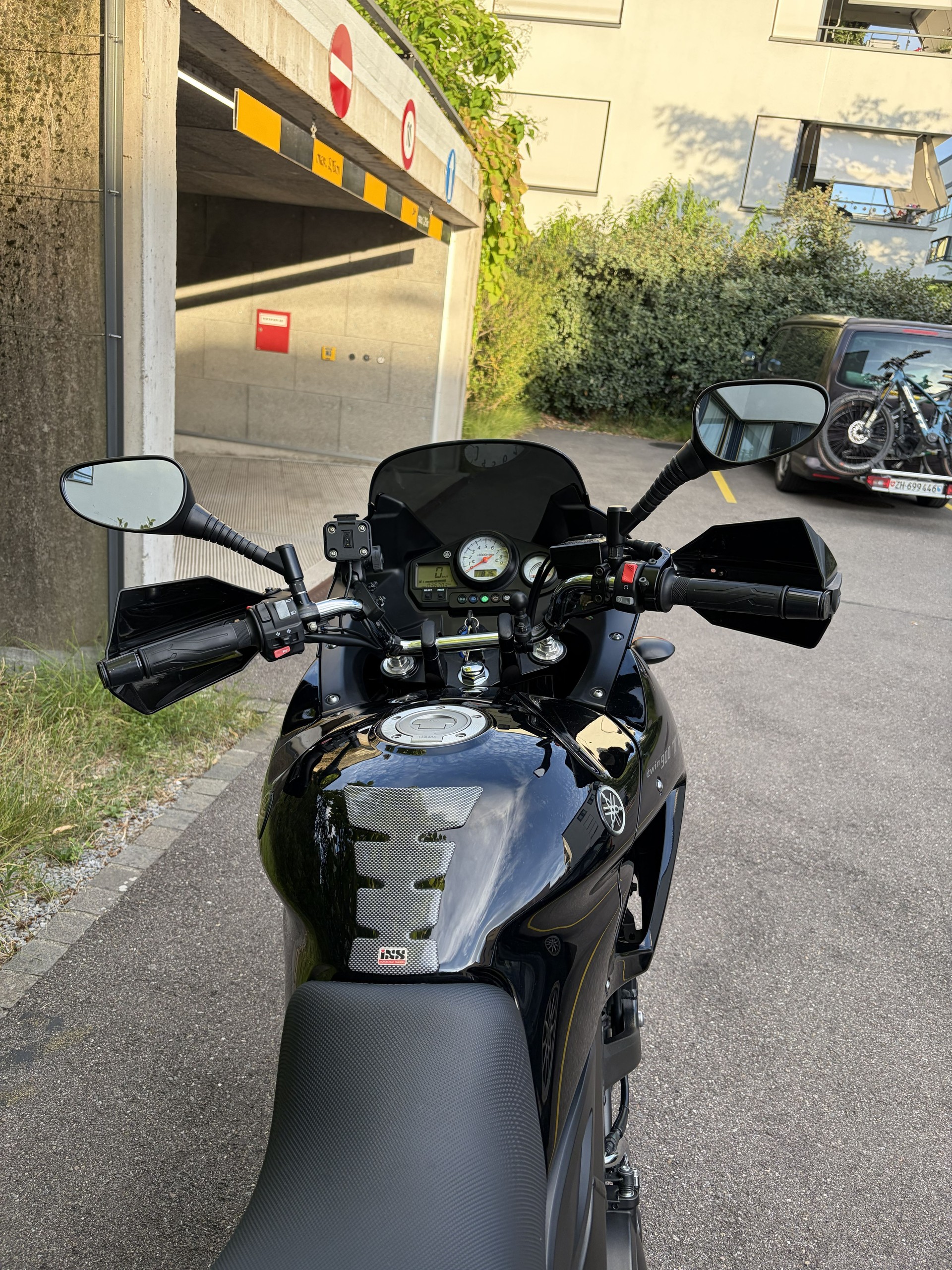 YAMAHA TDM 900 ABS I.E-image-1