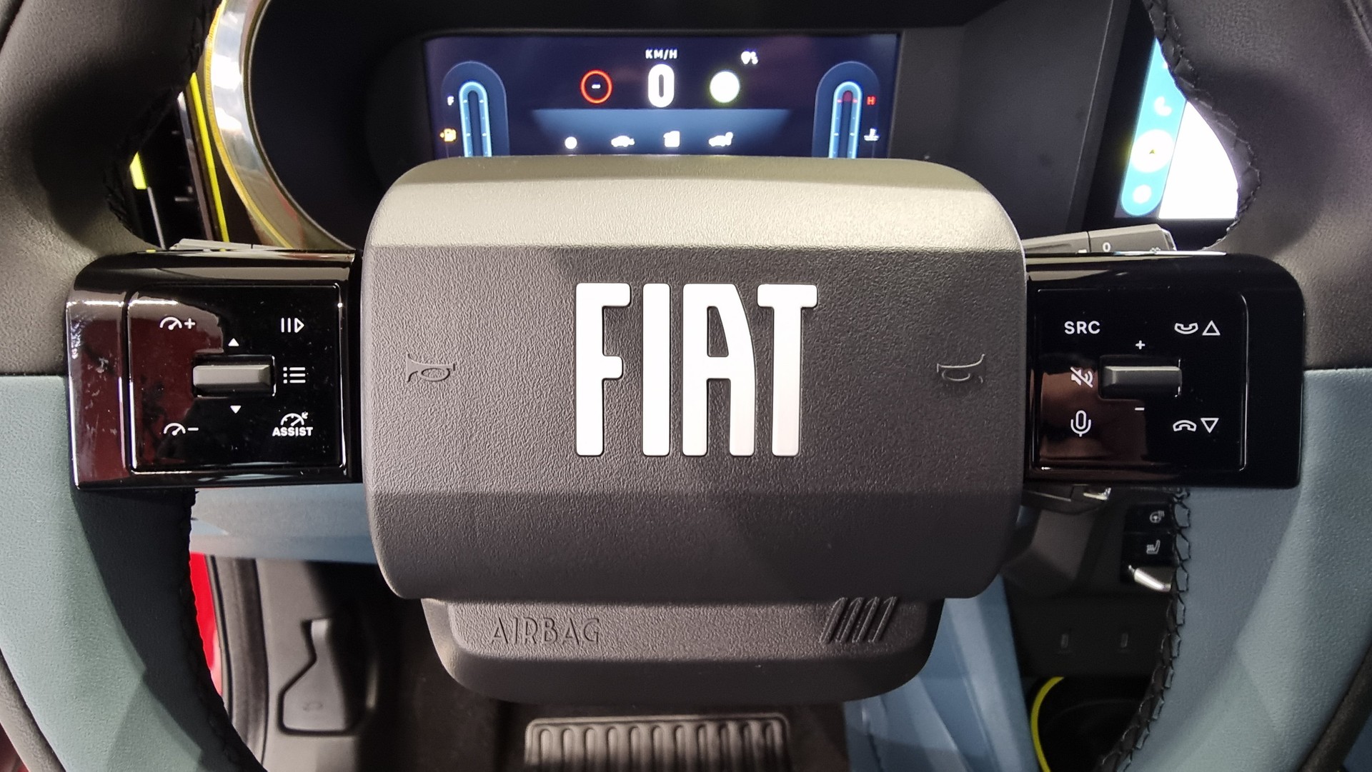 FIAT Grande Panda 1.2 Hybrid La Prima-image-11