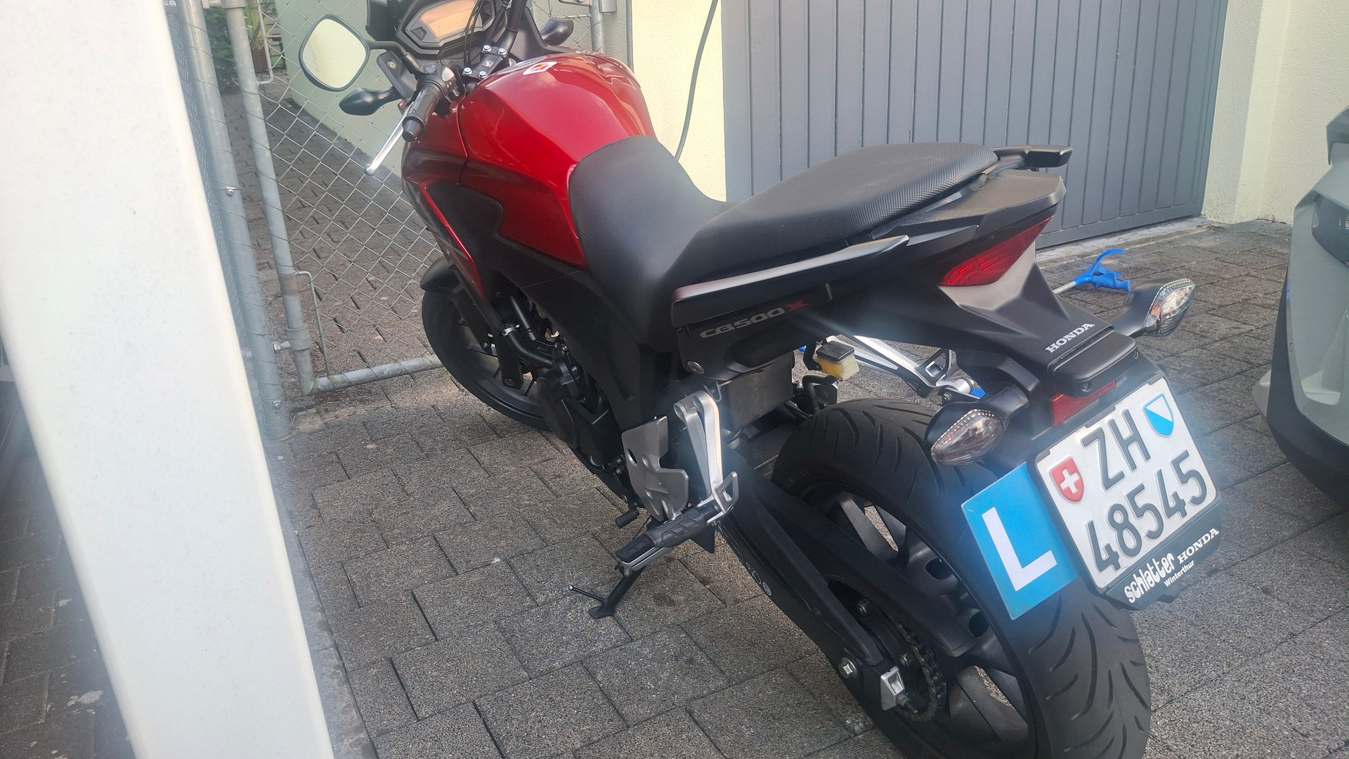 HONDA X-image-2
